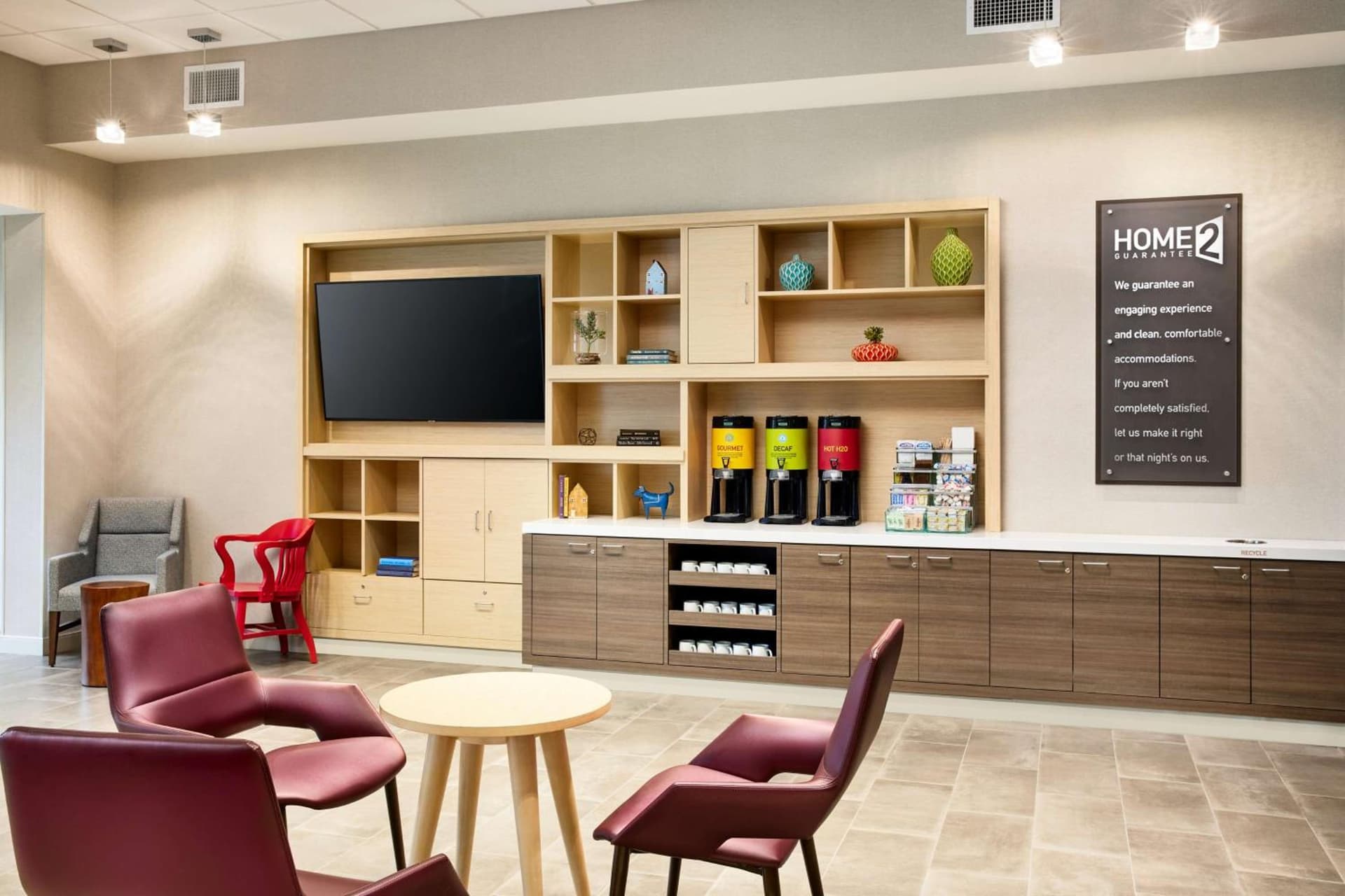 Home2 Suites By Hilton Stuart interior in Stuart, FL — gallery photo 2