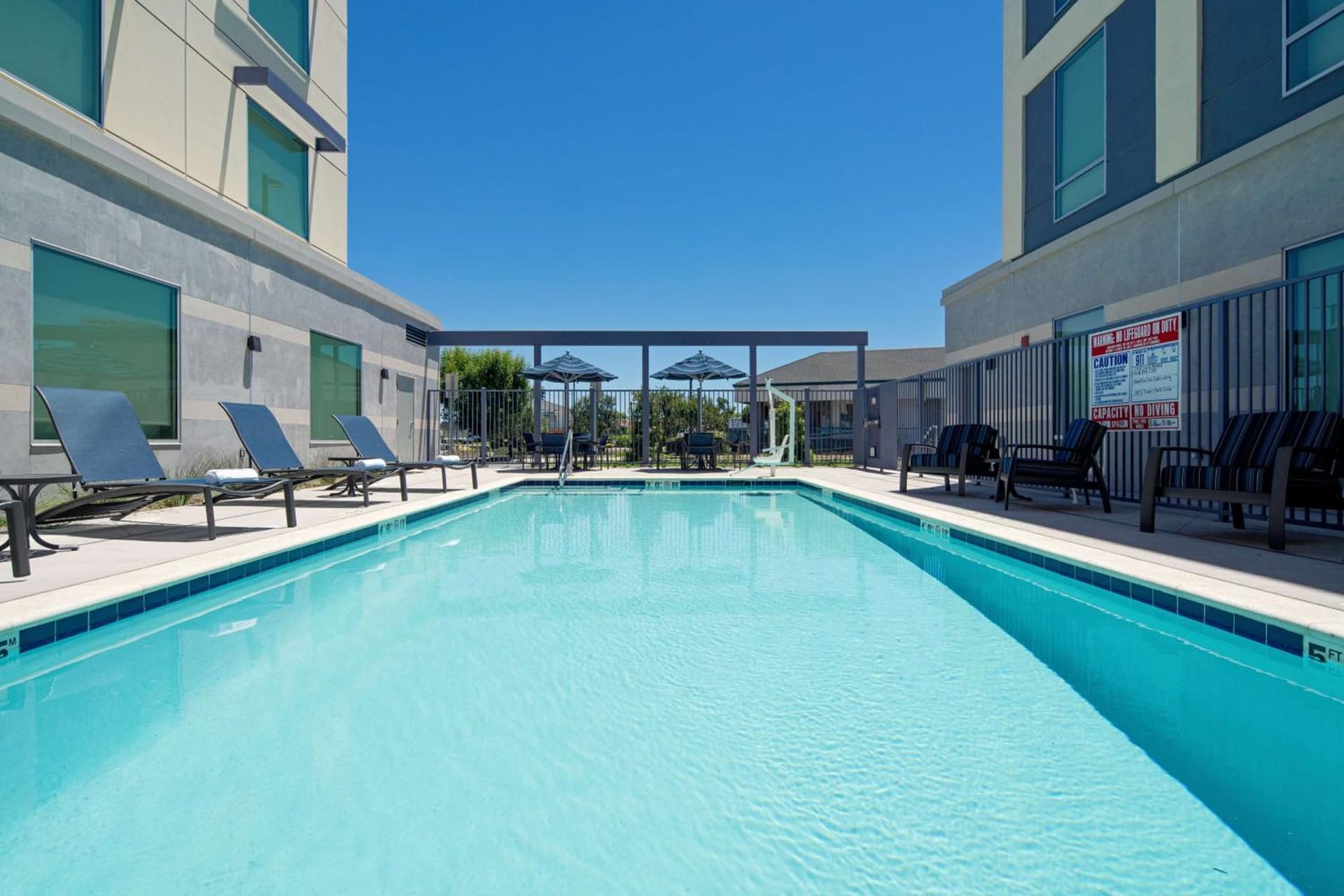 Hampton Inn & Suites Gilroy, Ca gallery photo in Gilroy, CA — image 16