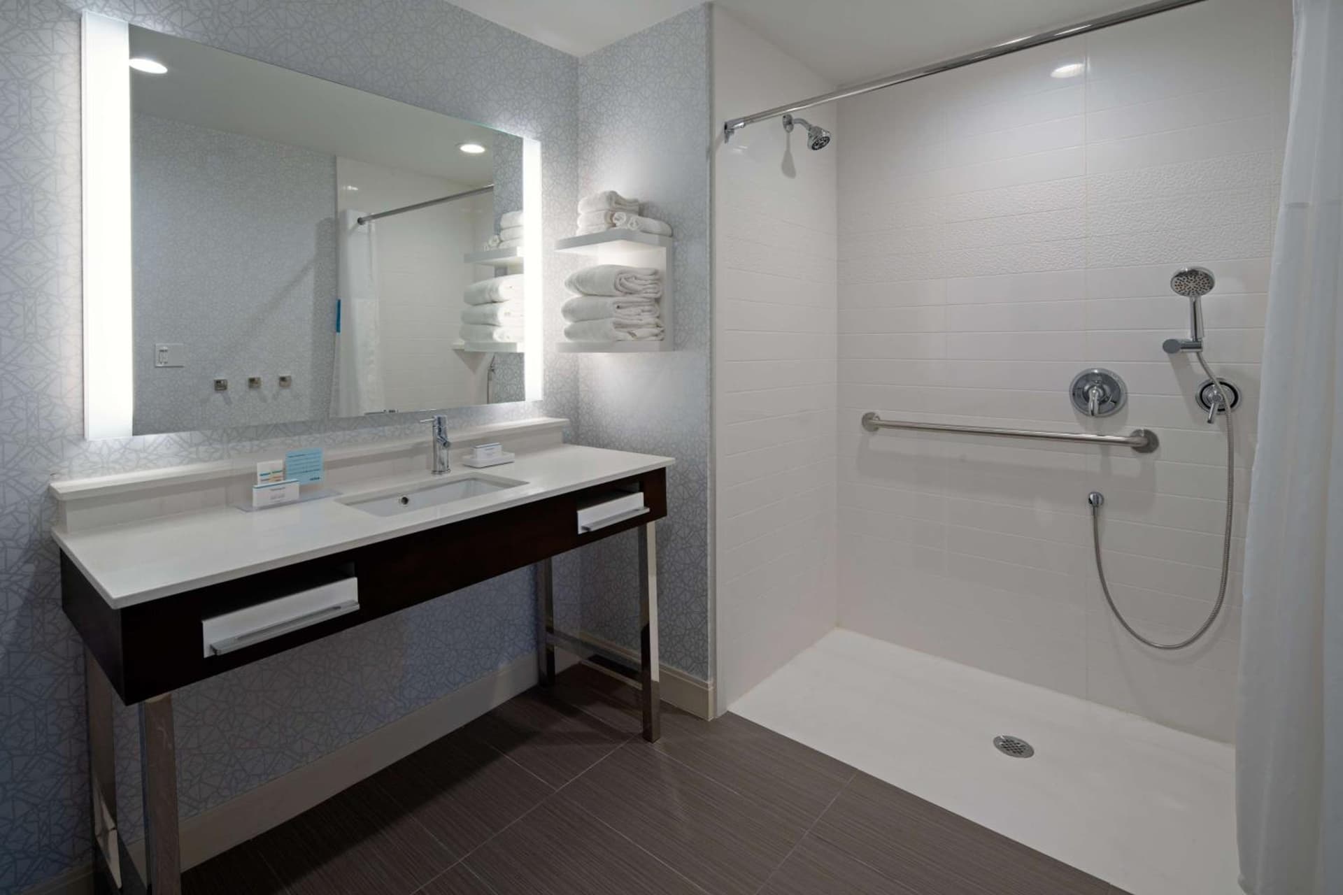 Hampton Inn & Suites Gilroy, Ca gallery photo in Gilroy, CA — image 4