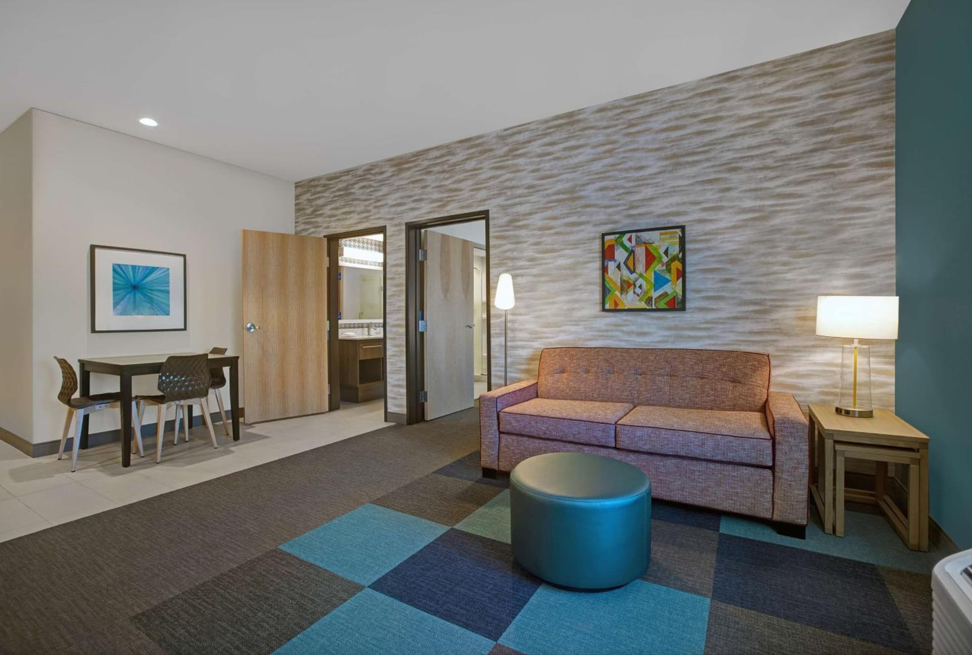 Home2 Suites By Hilton Yuma Pivot Point interior in Yuma, AZ — gallery photo 2