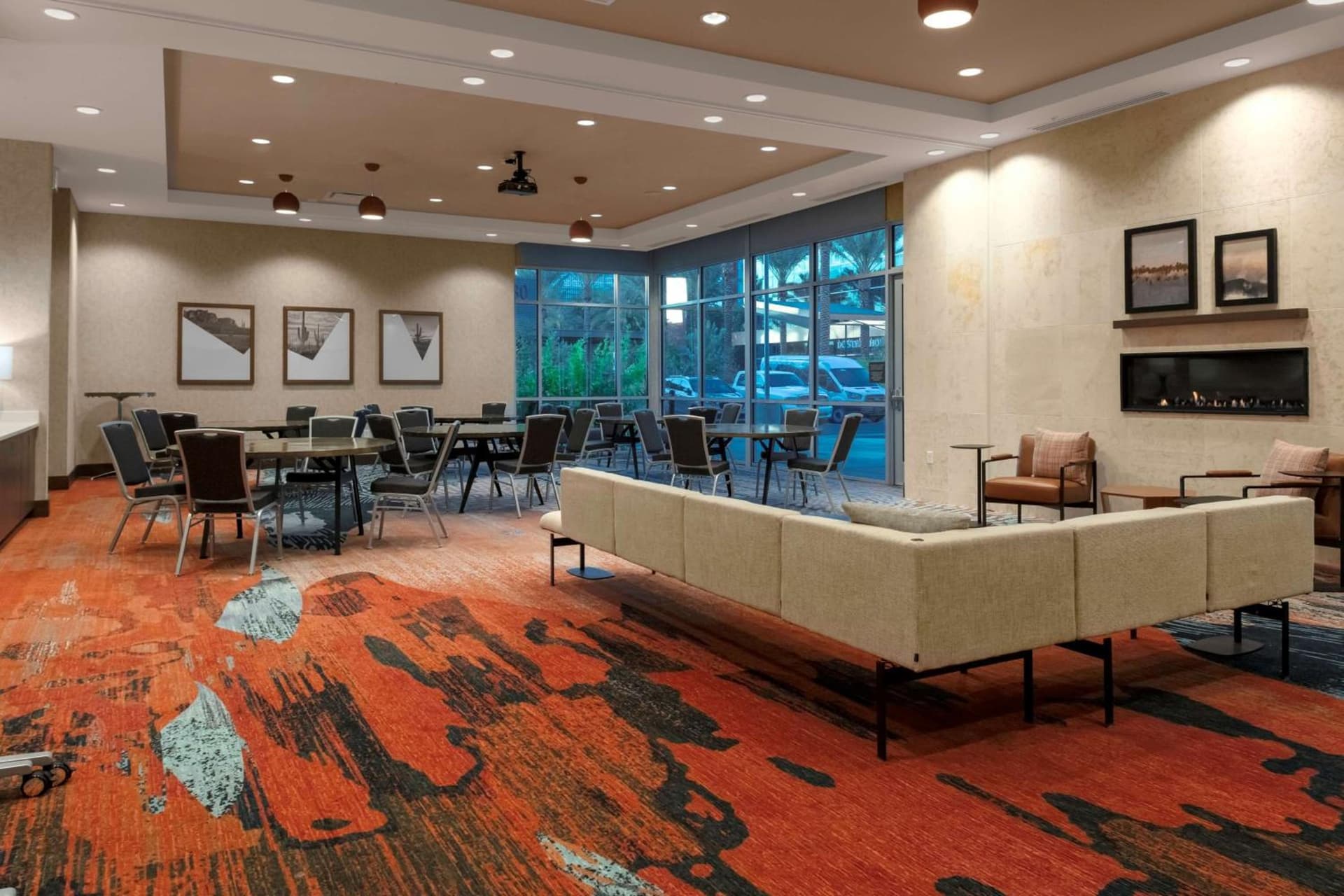 Hilton Garden Inn Chandler Downtown gallery photo in Chandler, AZ — image 19