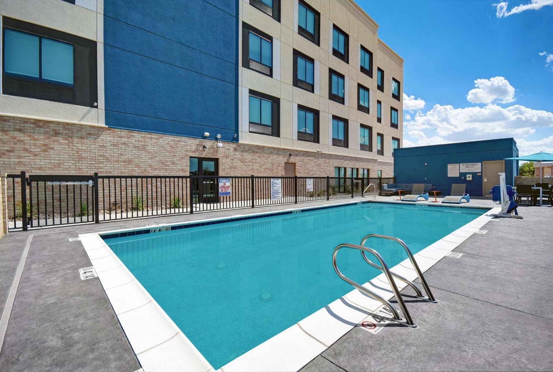 Hampton Inn Midland South, Tx interior in Midland, TX — gallery photo 2