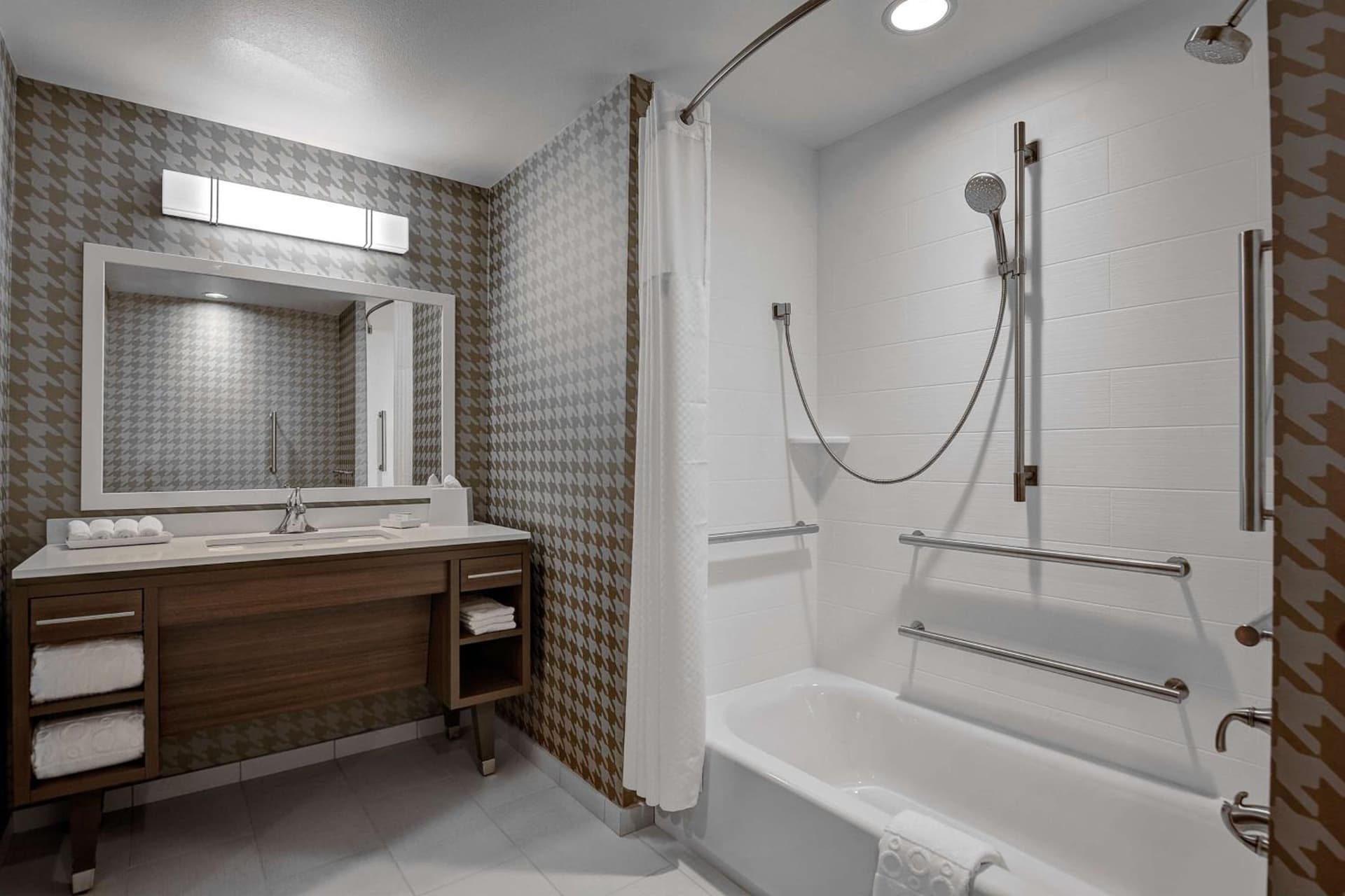 Home2 Suites By Hilton Fort Mill, Sc gallery photo in Fort Mill, SC — image 8
