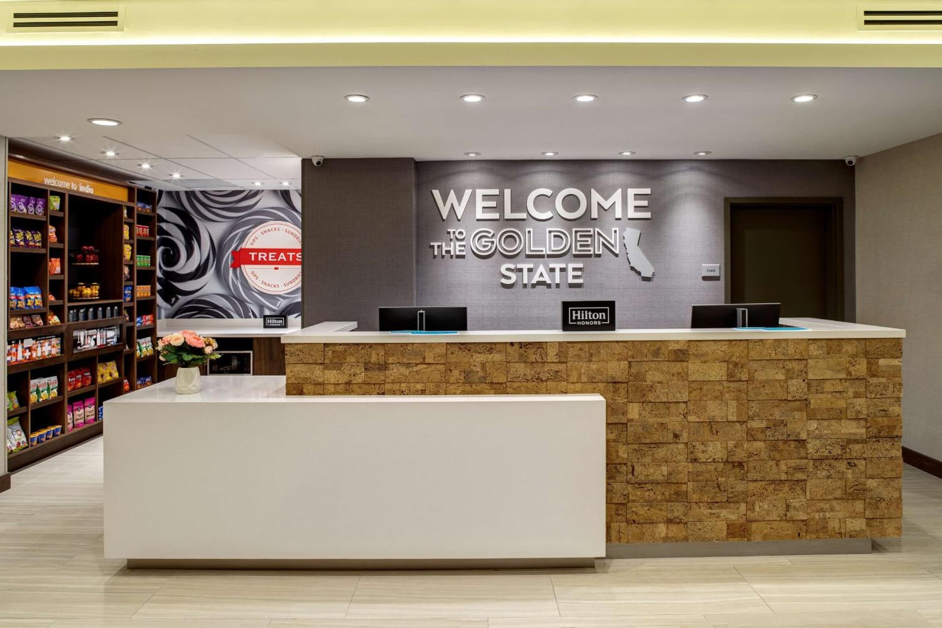 Hampton Inn & Suites Indio, Ca interior in Indio, CA — gallery photo 2