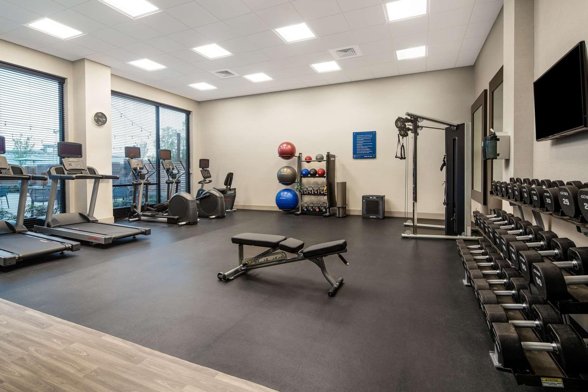 Hampton Inn & Suites Raleigh Midtown, NC gallery photo in Raleigh, NC — image 24