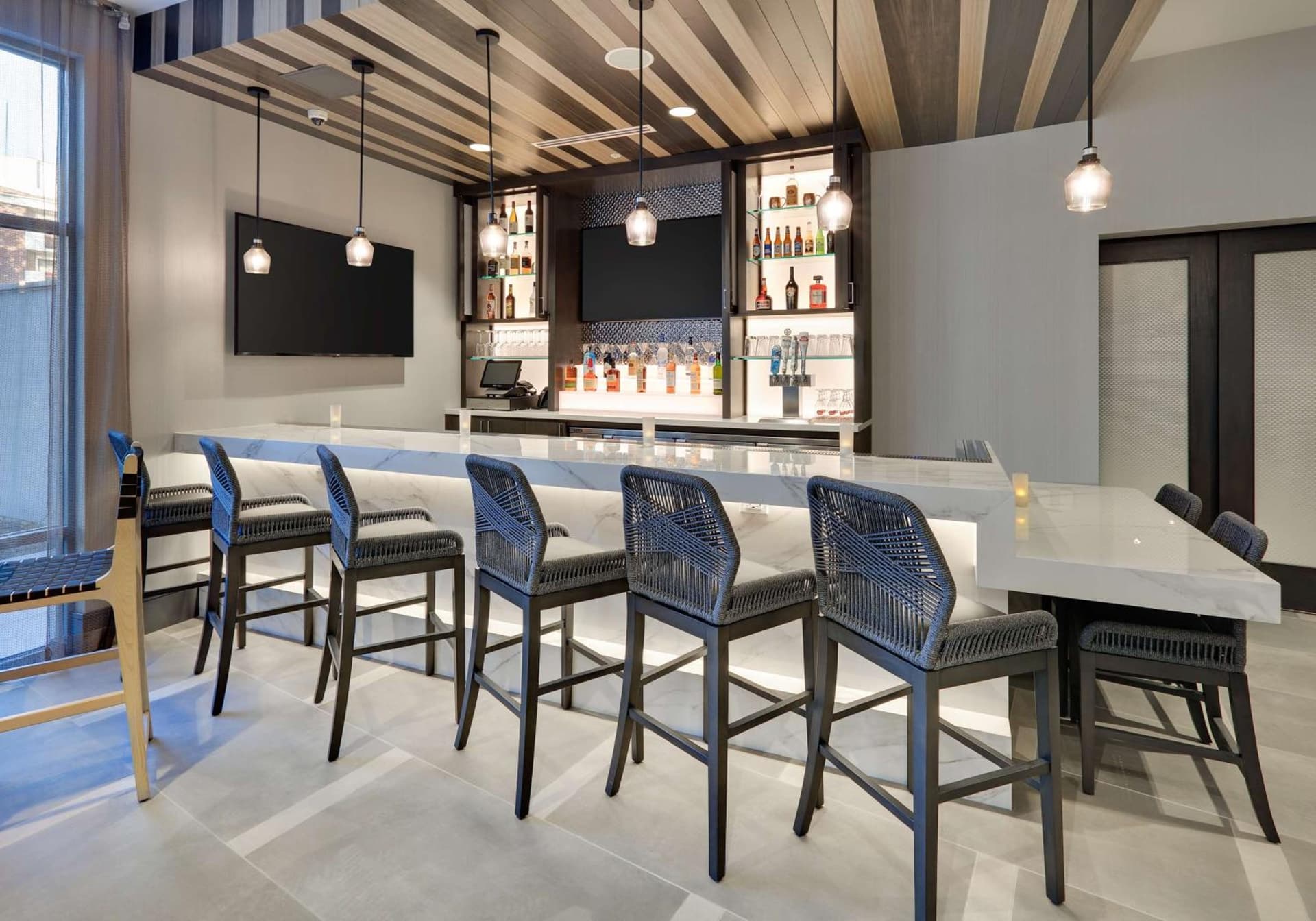 Hampton Inn by Hilton Irvine Spectrum Lake Forest interior in Lake Forest, CA — gallery photo 2