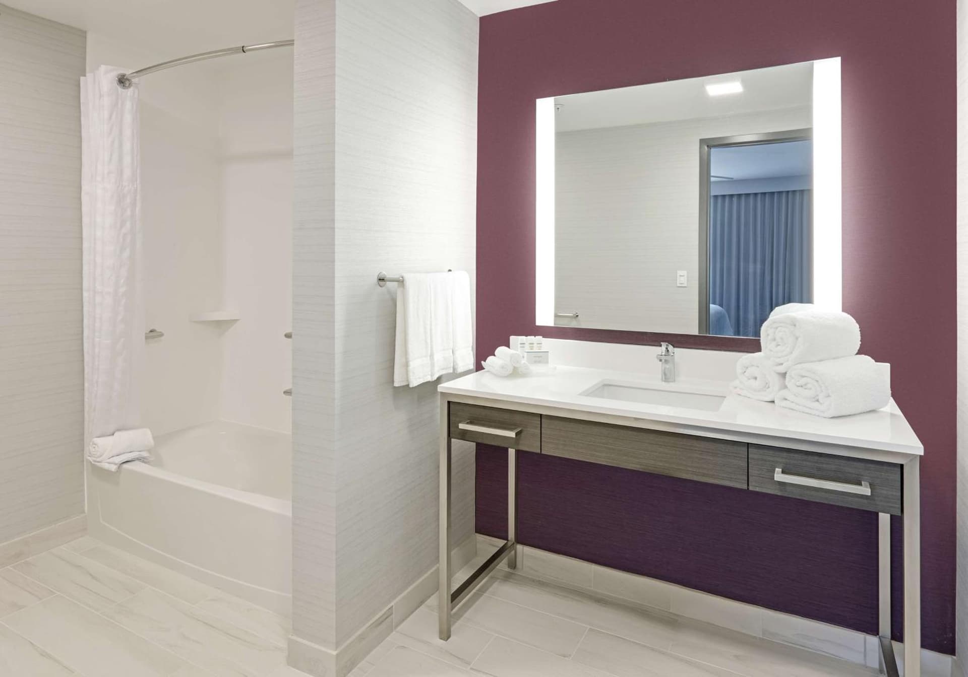 Homewood Suites By Hilton Irvine Spectrum Lake Forest interior in Lake Forest, CA — gallery photo 2