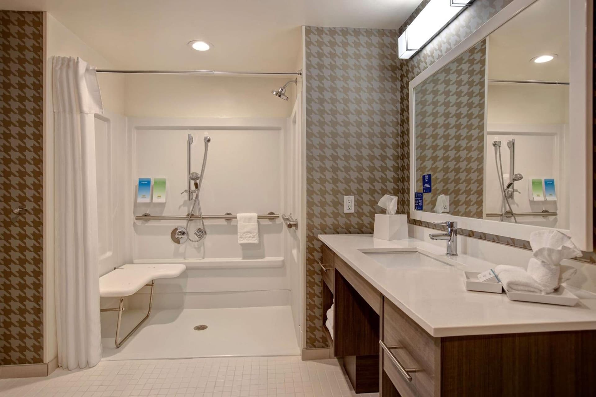 Home2 Suites By Hilton Carmel Indianapolis gallery photo in Carmel, IN — image 41