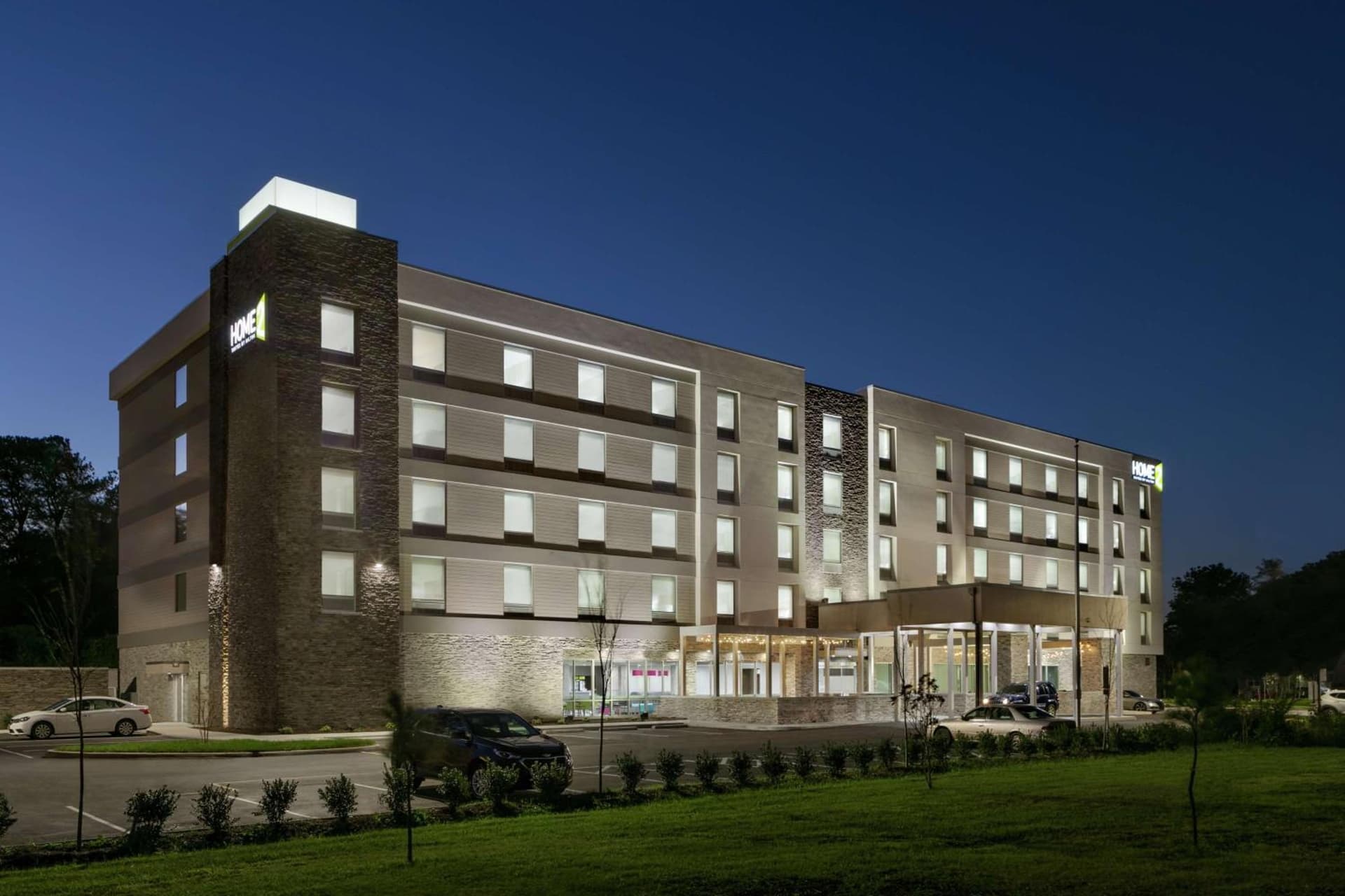 Home2 Suites By Hilton Norfolk Airport gallery photo in Norfolk, VA — image 14
