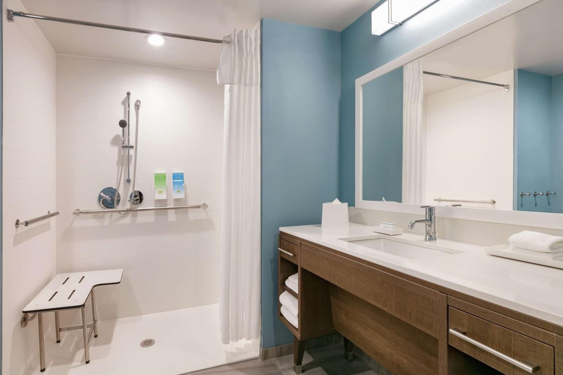 Home2 Suites By Hilton Norfolk Airport gallery photo in Norfolk, VA — image 26