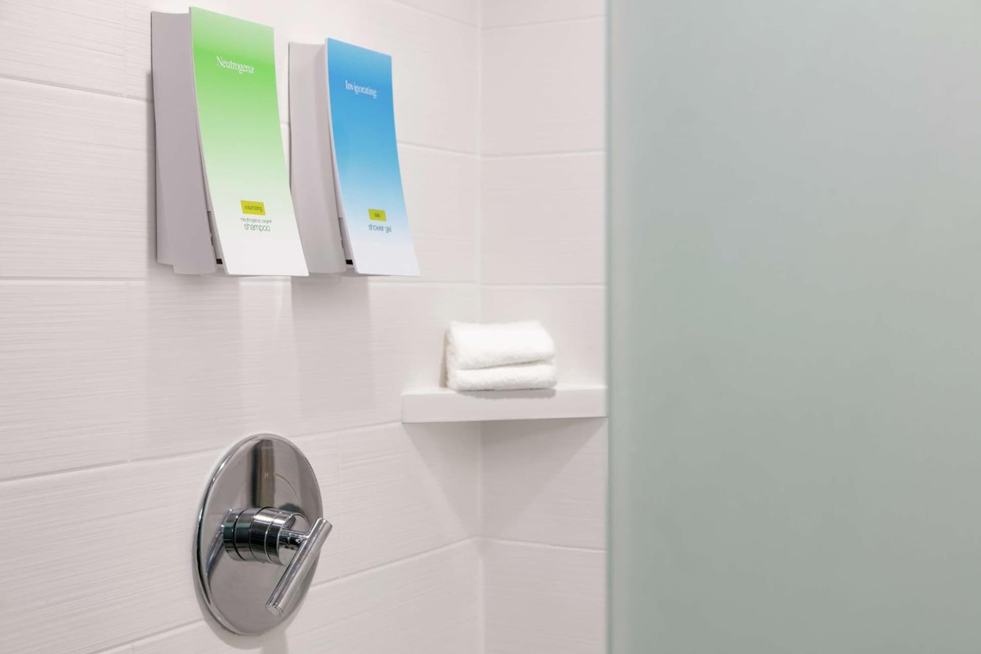 Home2 Suites By Hilton Norfolk Airport gallery photo in Norfolk, VA — image 25