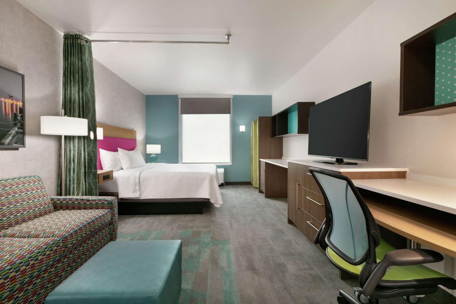 Home2 Suites By Hilton Norfolk Airport gallery photo in Norfolk, VA — image 19