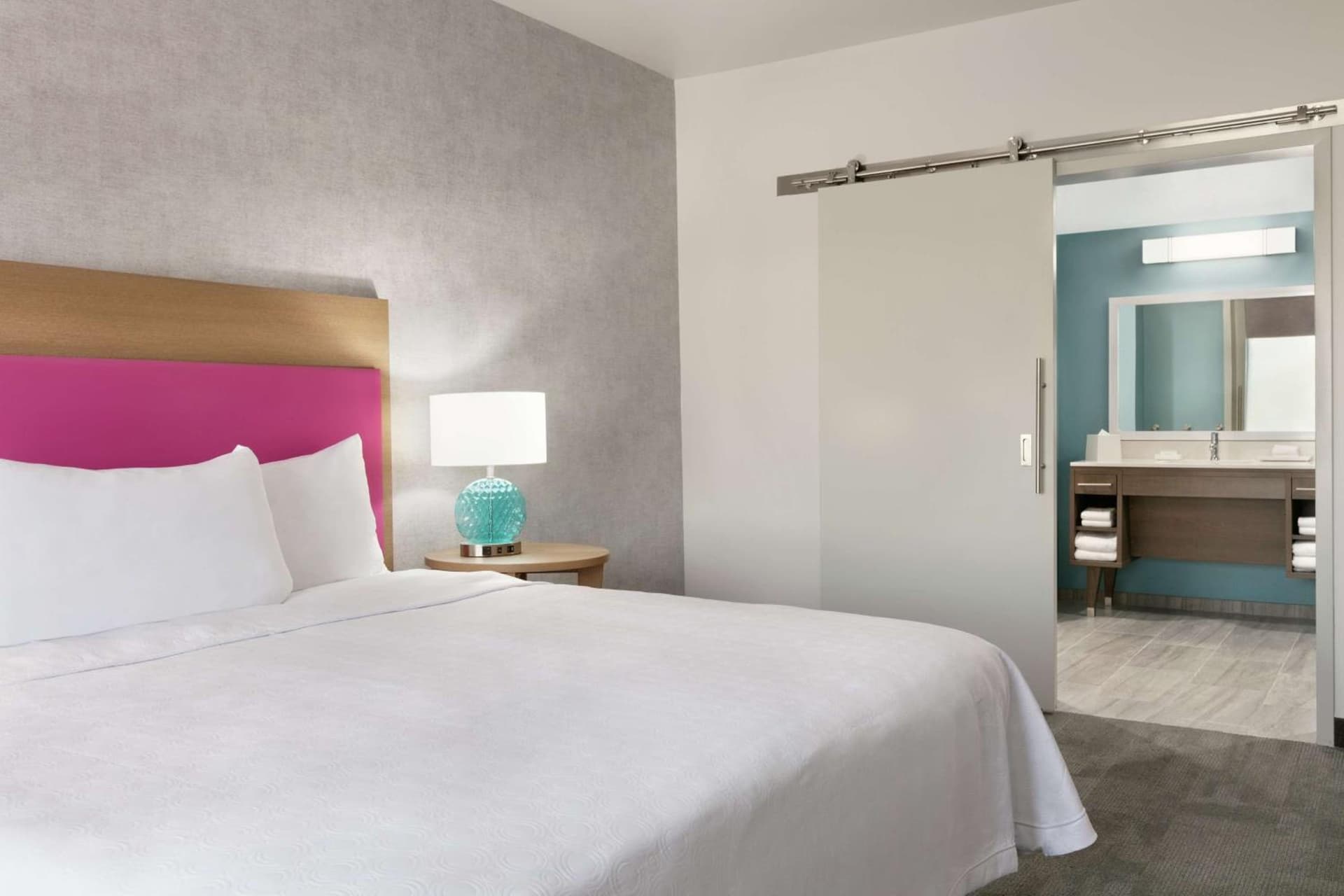 Home2 Suites By Hilton Norfolk Airport gallery photo in Norfolk, VA — image 5