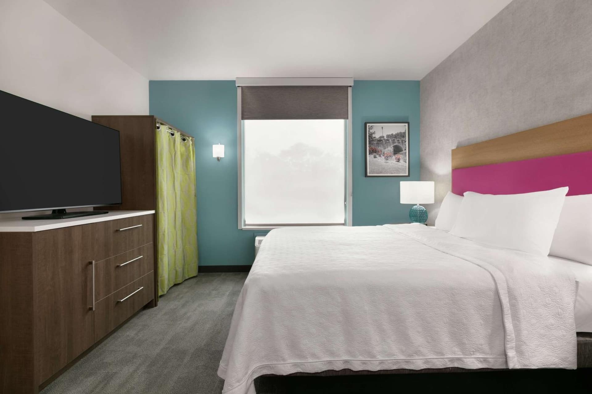 Home2 Suites By Hilton Norfolk Airport gallery photo in Norfolk, VA — image 6