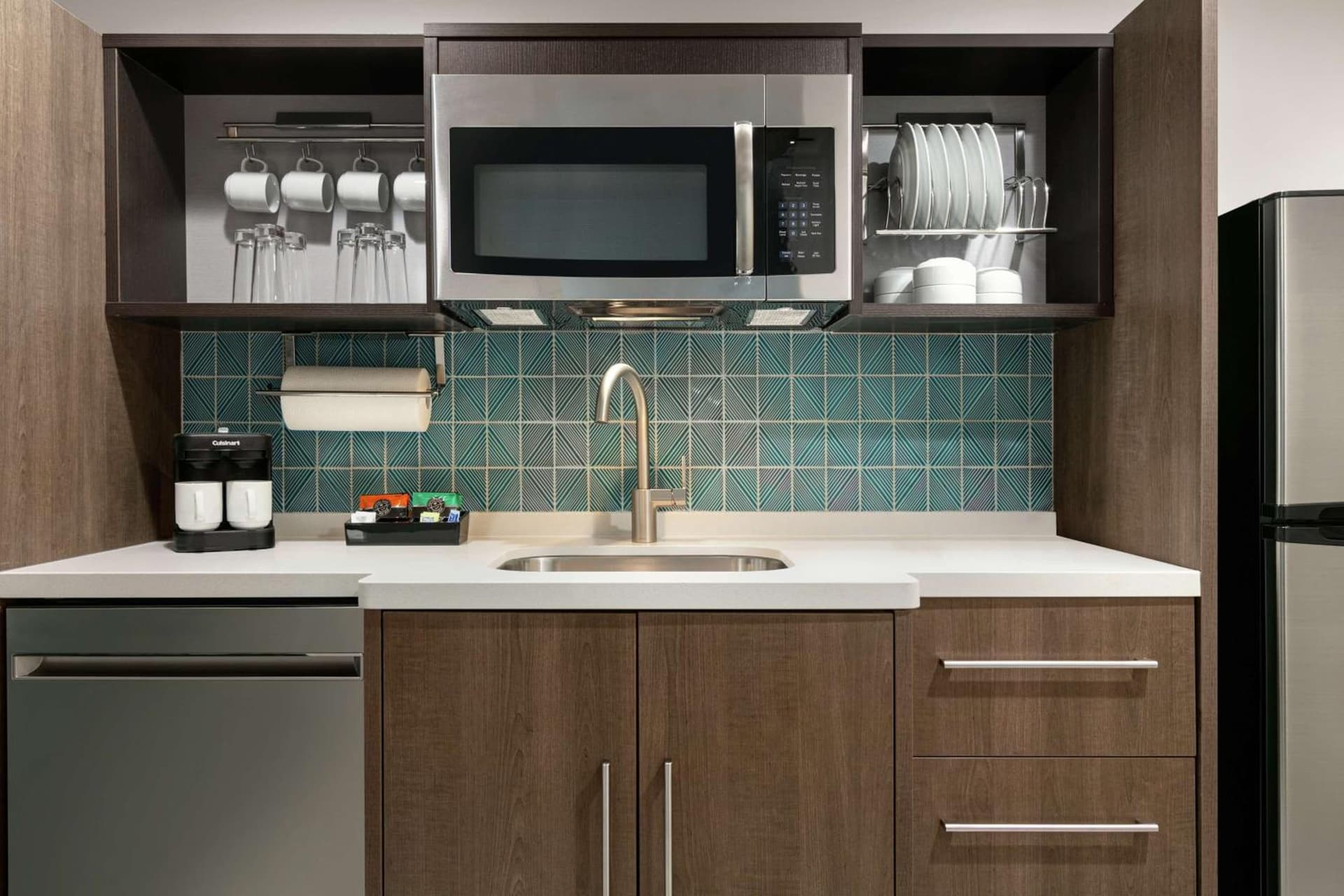 Home2 Suites By Hilton Norfolk Airport gallery photo in Norfolk, VA — image 23