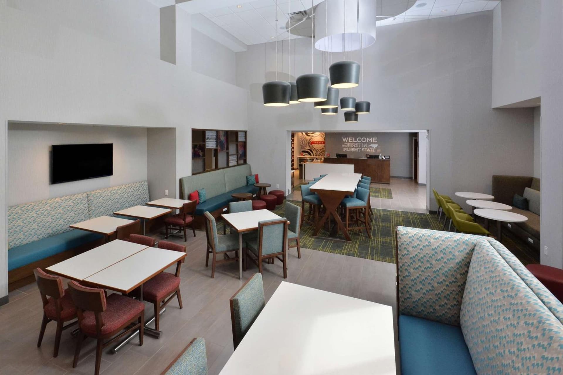 Hampton Inn & Suites Charlotte North I 485 gallery photo in Charlotte, NC — image 24