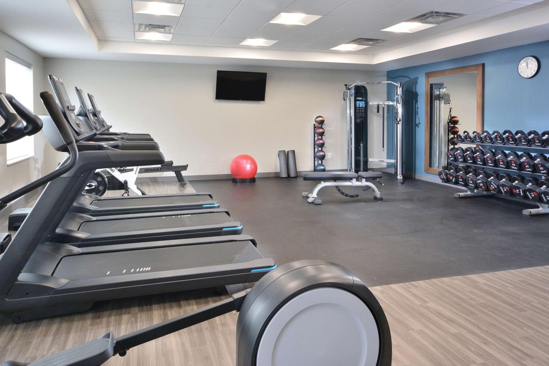 Hampton Inn & Suites Charlotte North I 485 gallery photo in Charlotte, NC — image 32