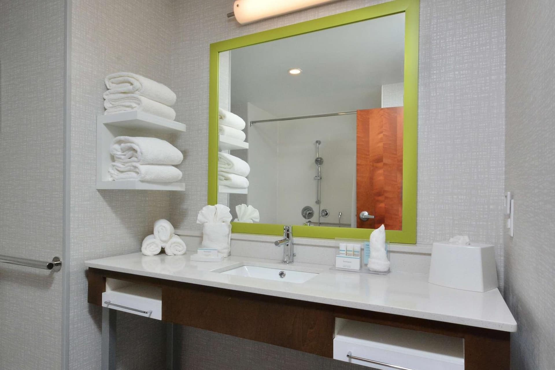 Hampton Inn & Suites Charlotte North I 485 gallery photo in Charlotte, NC — image 33