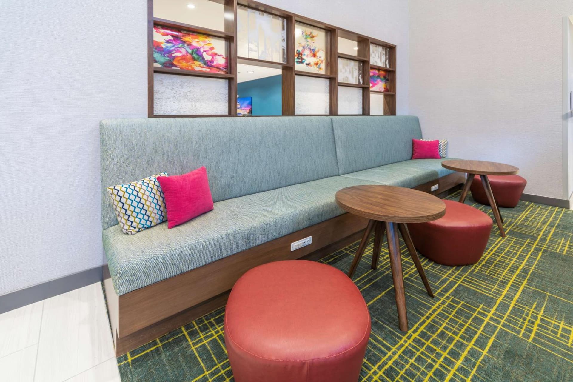 Hampton Inn & Suites Conway, Ar interior in Conway, AR — gallery photo 2