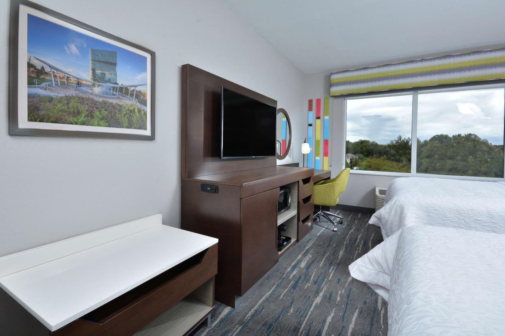 Hampton Inn & Suites Charlotte North I 485 gallery photo in Charlotte, NC — image 68