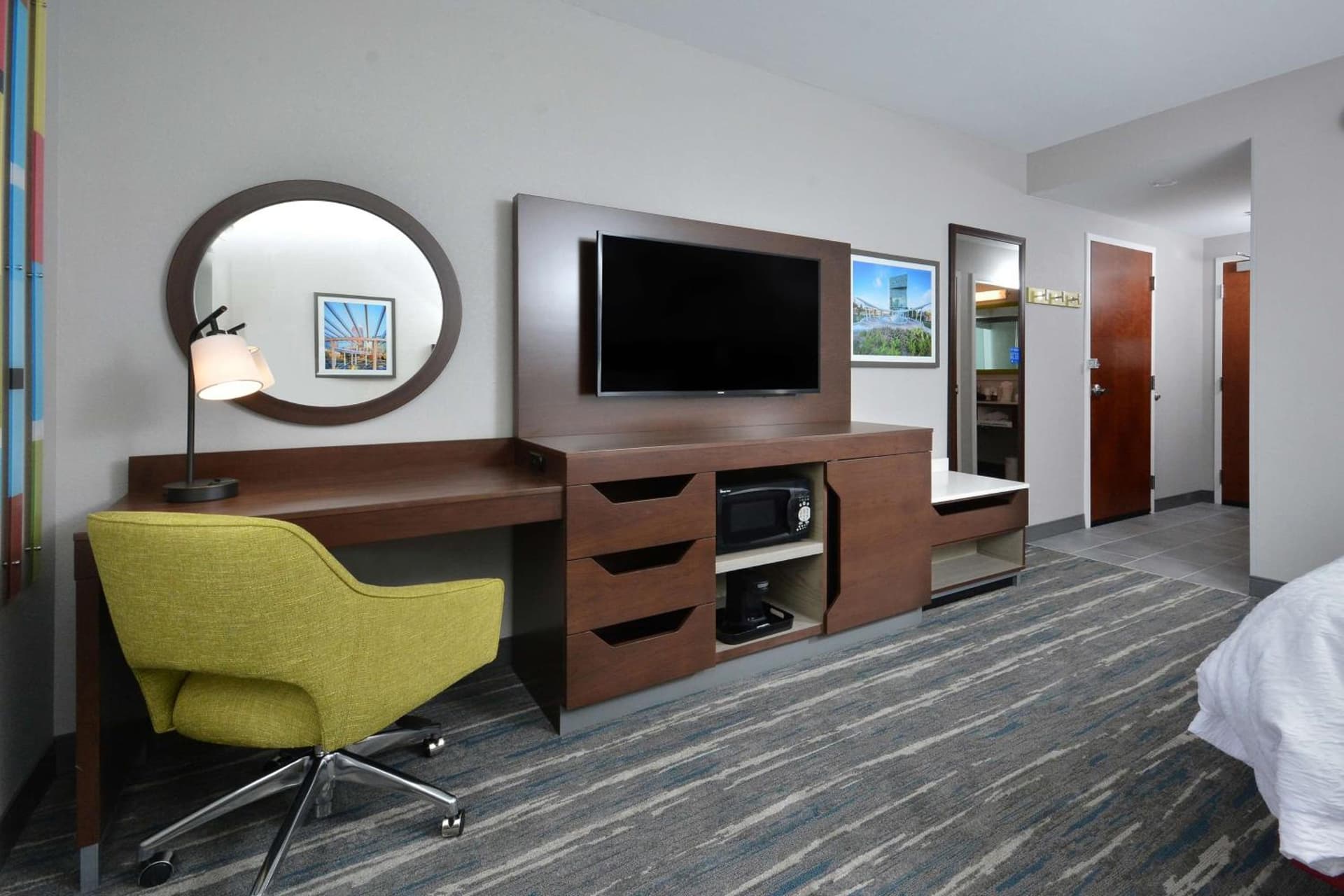 Hampton Inn & Suites Charlotte North I 485 gallery photo in Charlotte, NC — image 73