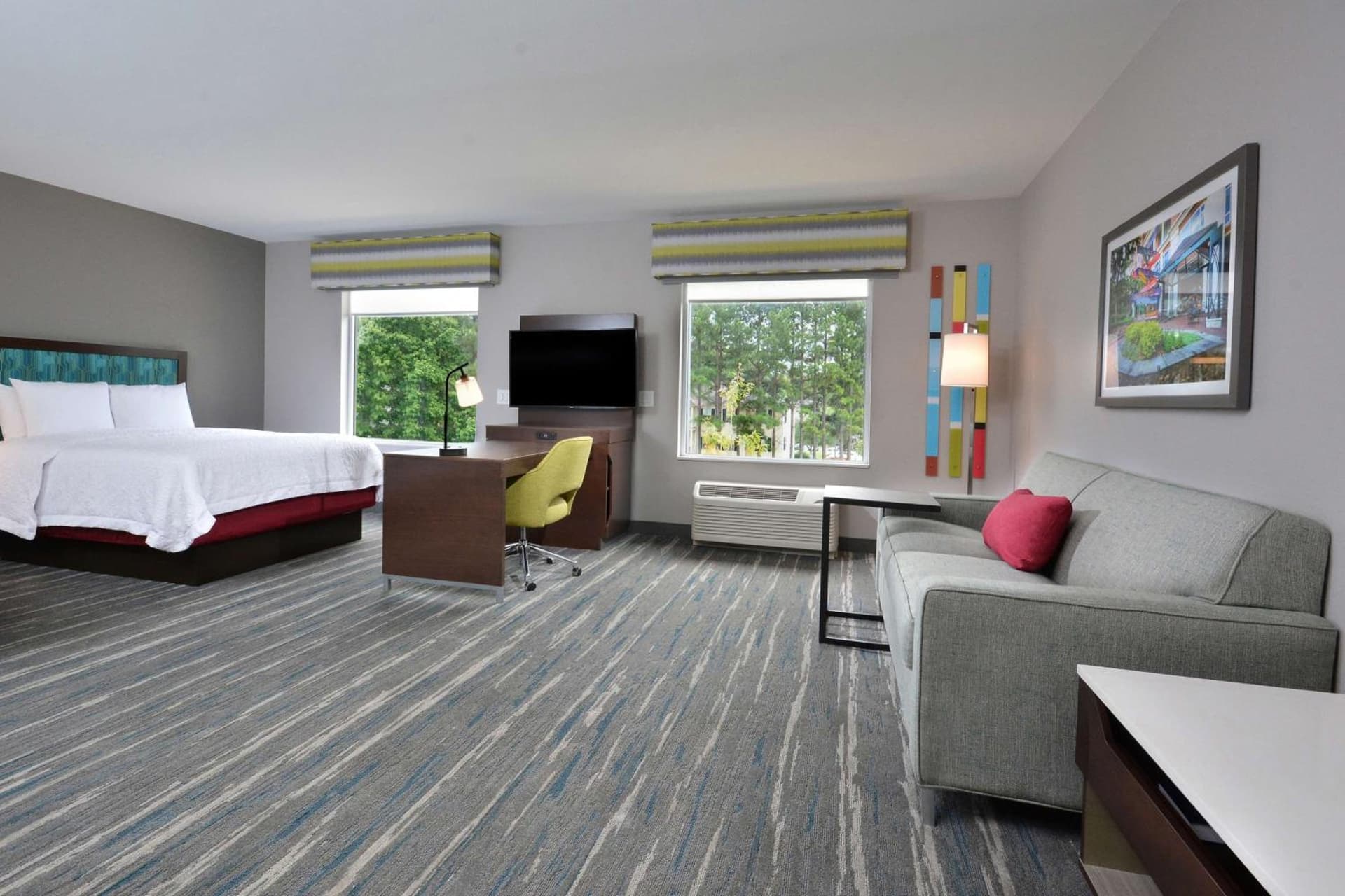 Hampton Inn & Suites Charlotte North I 485 property views in Charlotte, NC — gallery photo 3