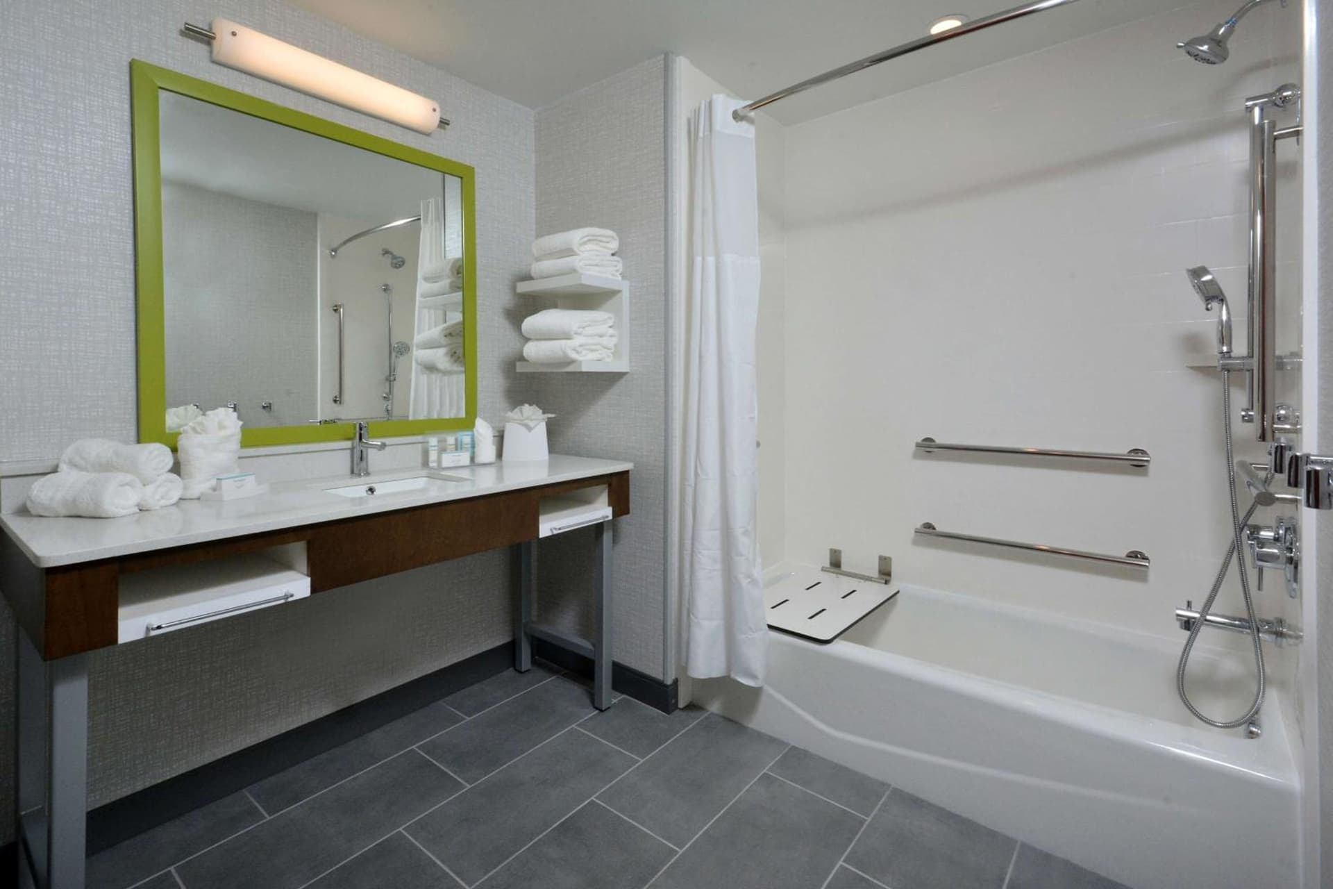 Hampton Inn & Suites Charlotte North I 485 gallery photo in Charlotte, NC — image 17