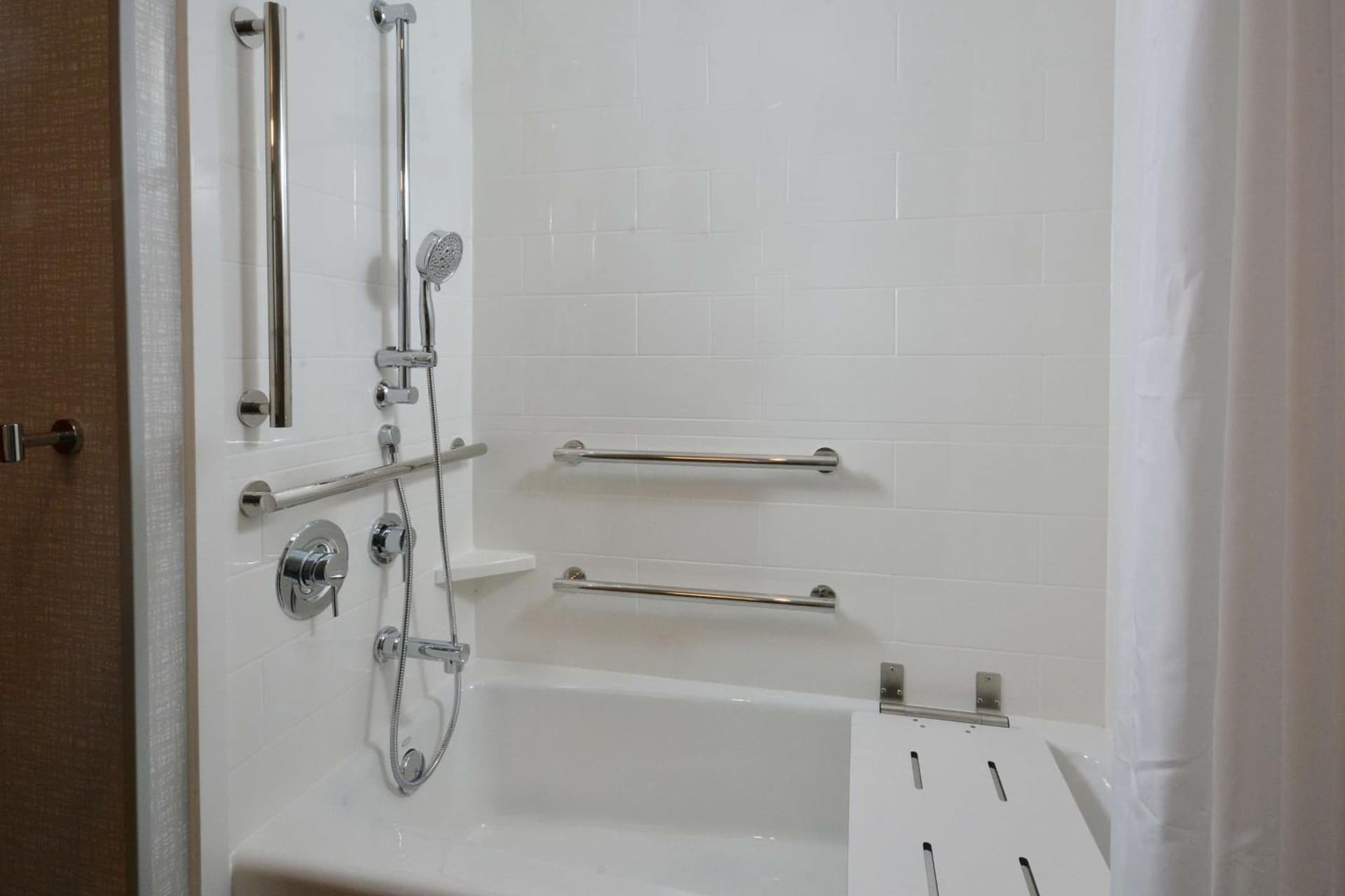 Hampton Inn & Suites Charlotte North I 485 gallery photo in Charlotte, NC — image 9