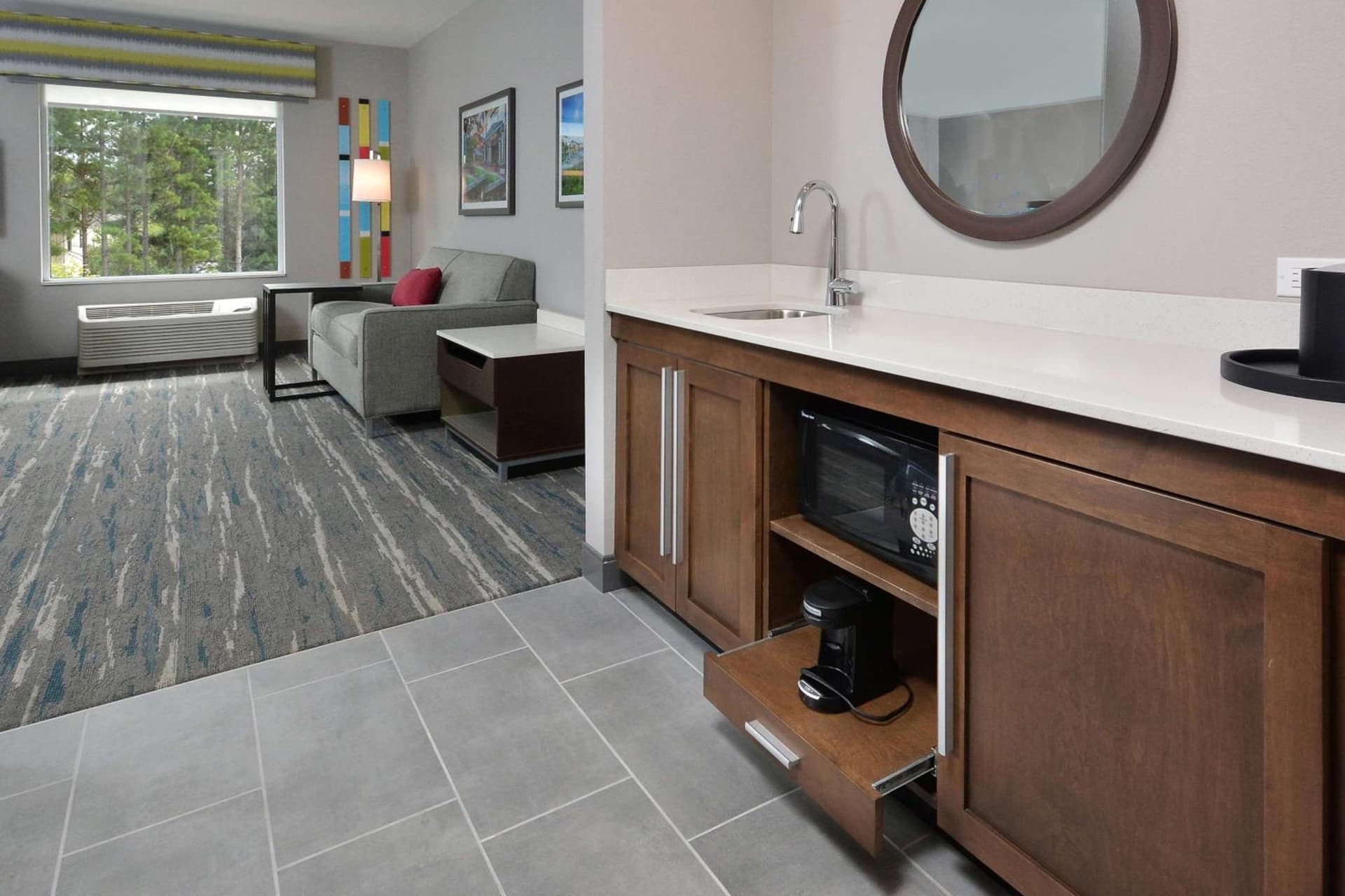 Hampton Inn & Suites Charlotte North I 485 gallery photo in Charlotte, NC — image 23