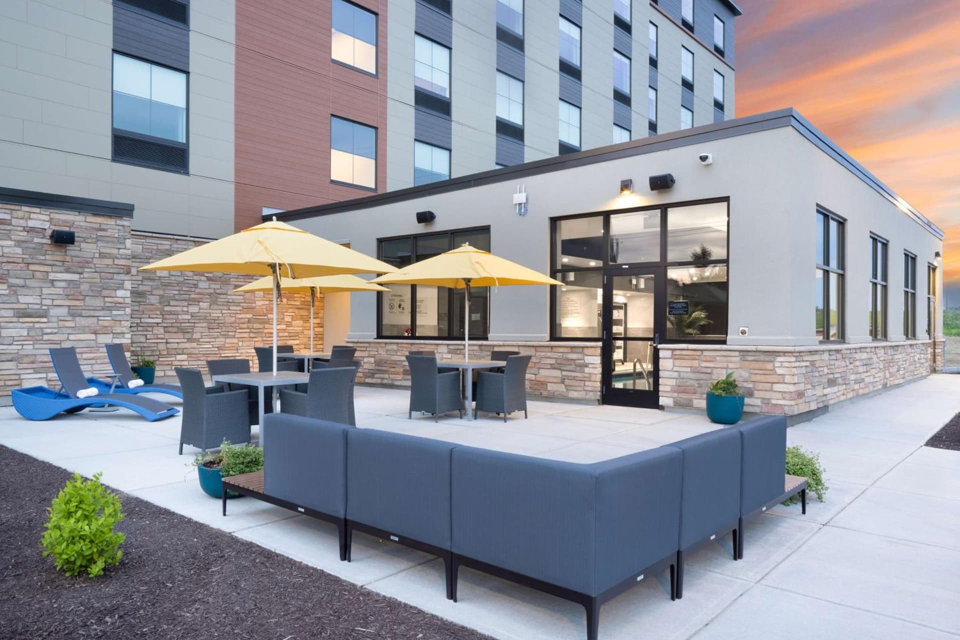Hampton Inn by Hilton Verona at Turning Stone gallery photo in Verona — image 12