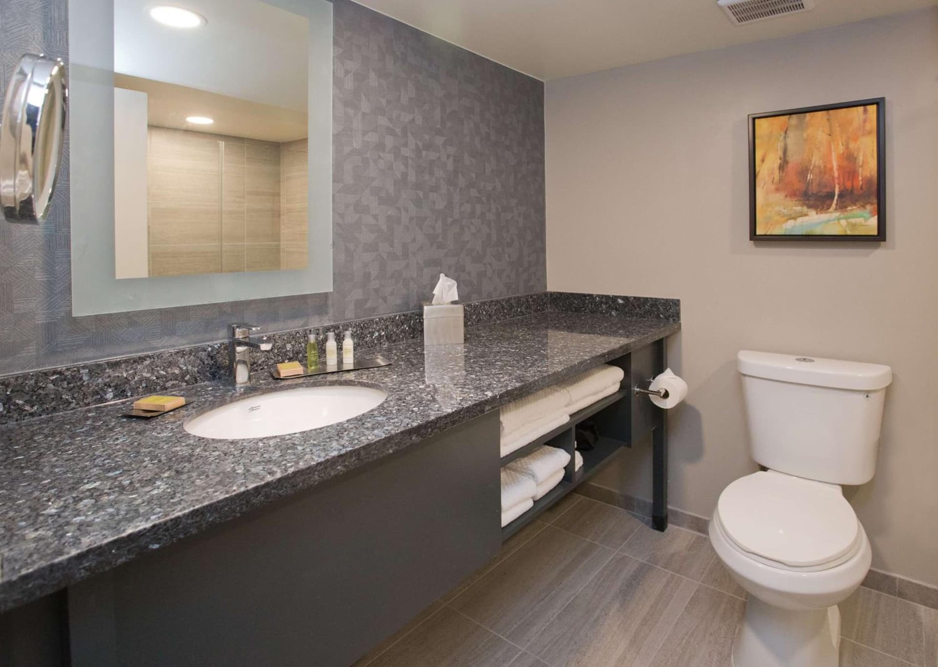DoubleTree by Hilton Chico gallery photo in Chico, CA — image 6