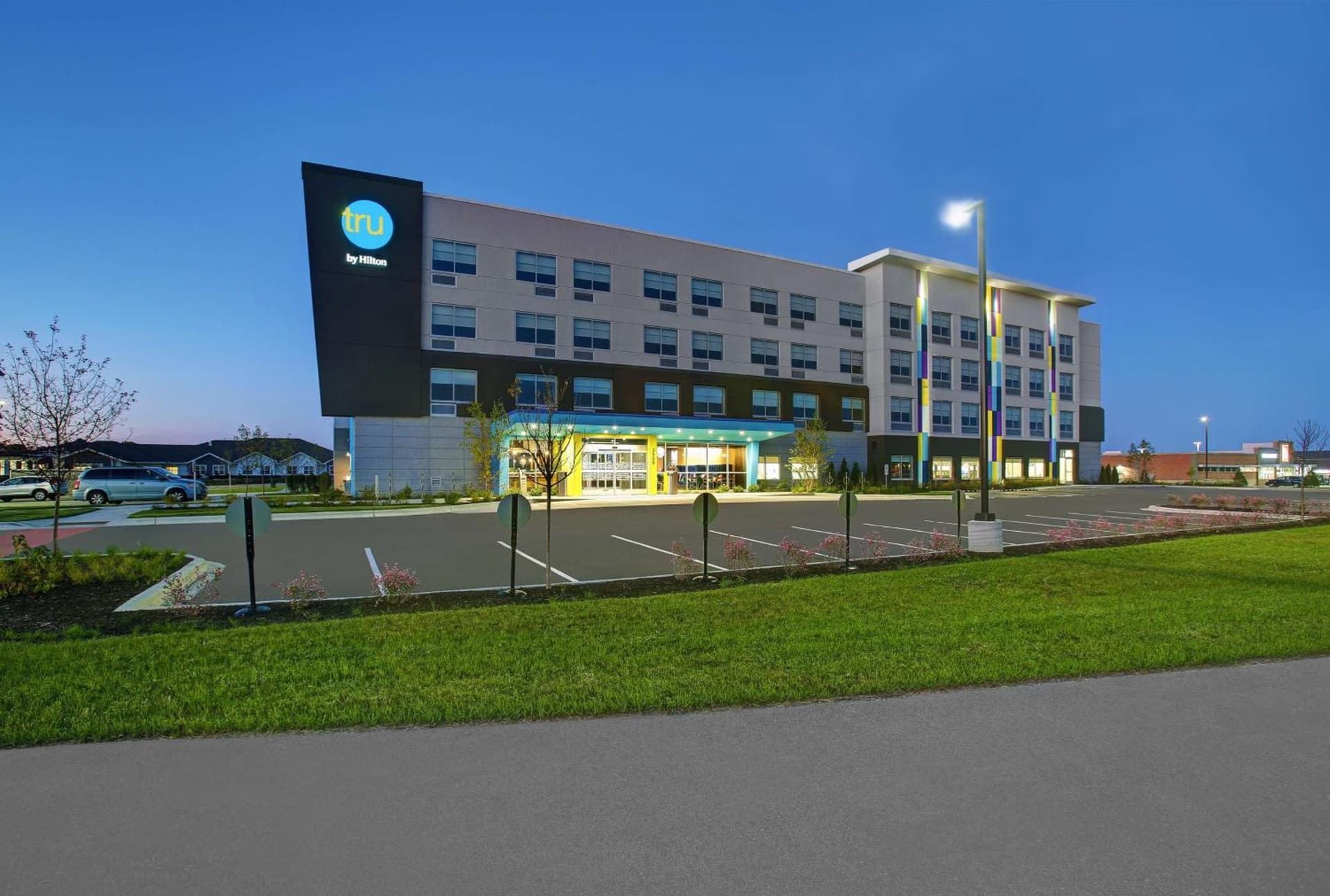 Tru By Hilton Stoughton featured exterior or lobby in Stoughton, WI — similar hotel