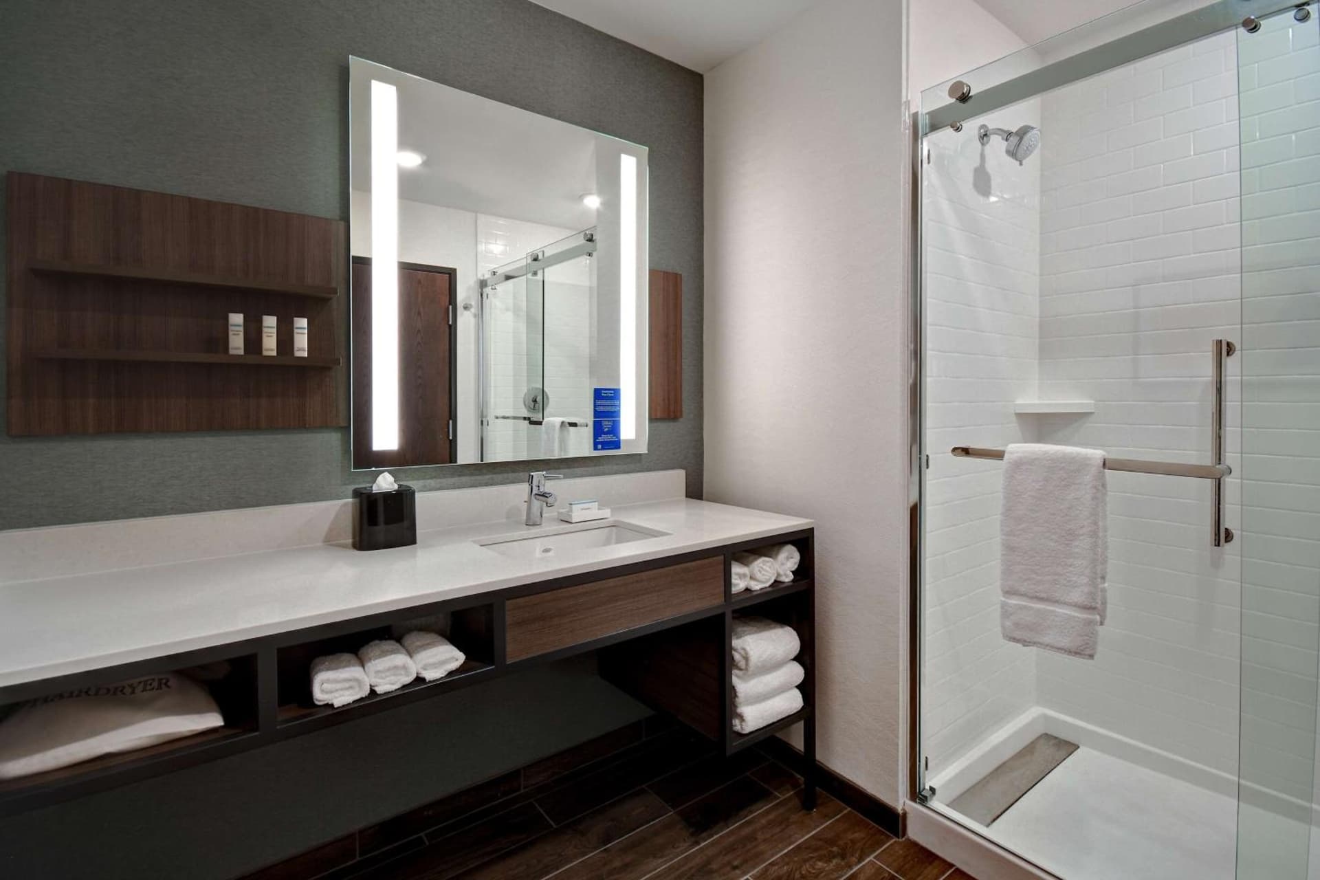 Hilton Garden Inn Kalamazoo gallery photo in Kalamazoo, MI — image 21