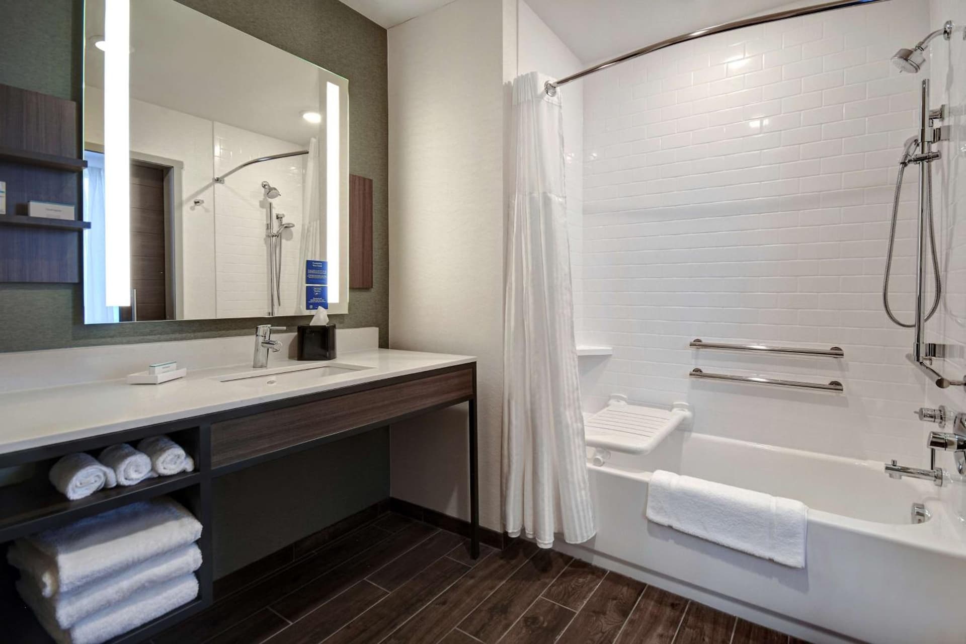 Hilton Garden Inn Kalamazoo gallery photo in Kalamazoo, MI — image 24