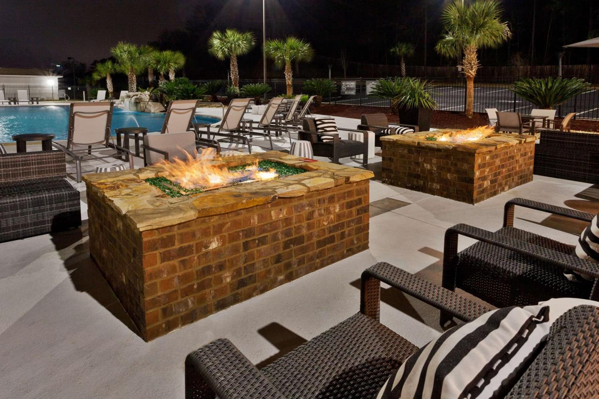 Doubletree By Hilton Dothan, Al interior in Dothan, AL — gallery photo 2