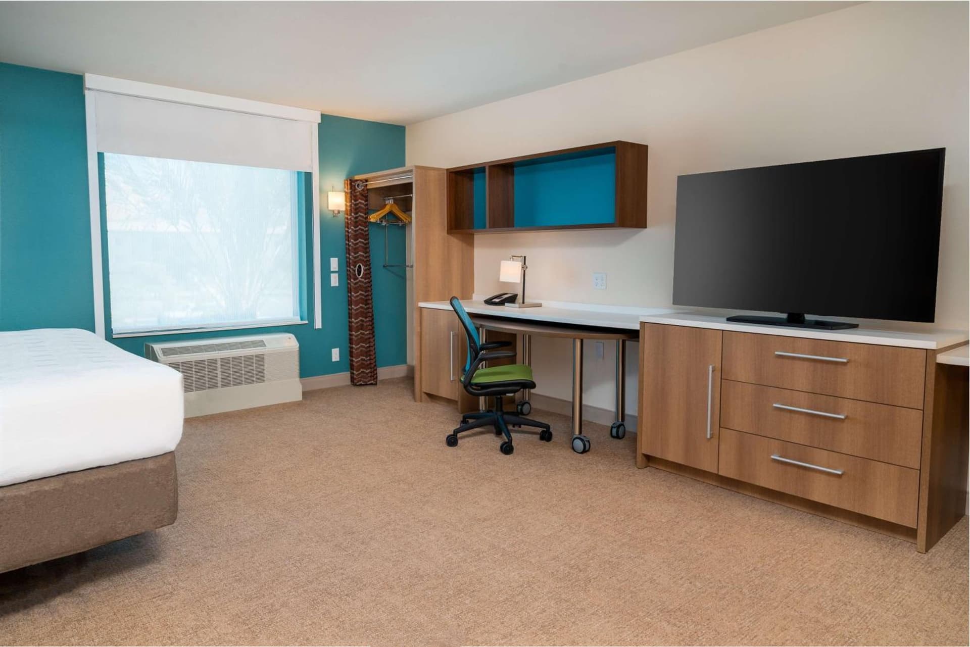 Home2 Suites Corona, Ca gallery photo in Corona, CA — image 29