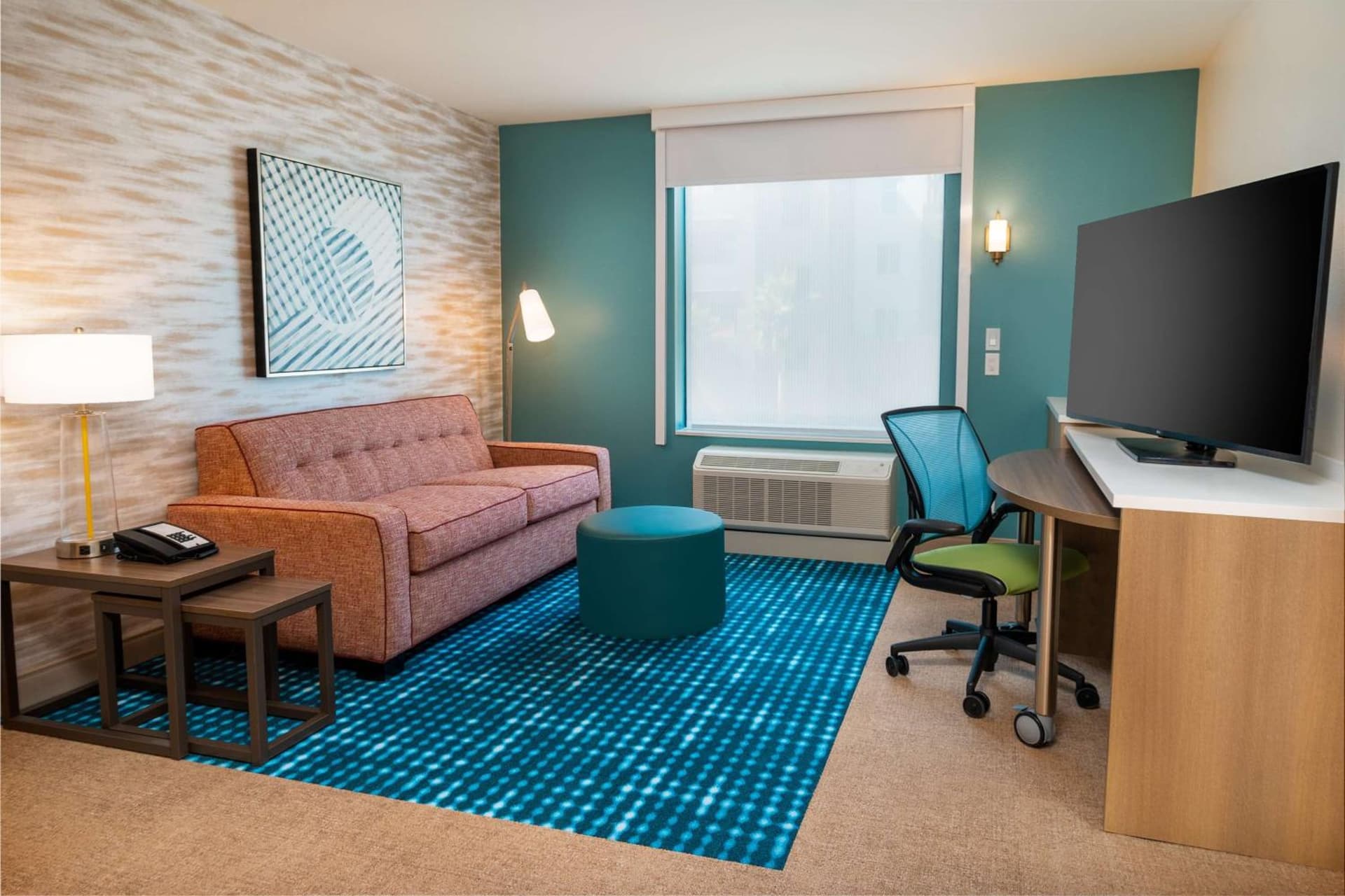 Home2 Suites Corona, Ca gallery photo in Corona, CA — image 4
