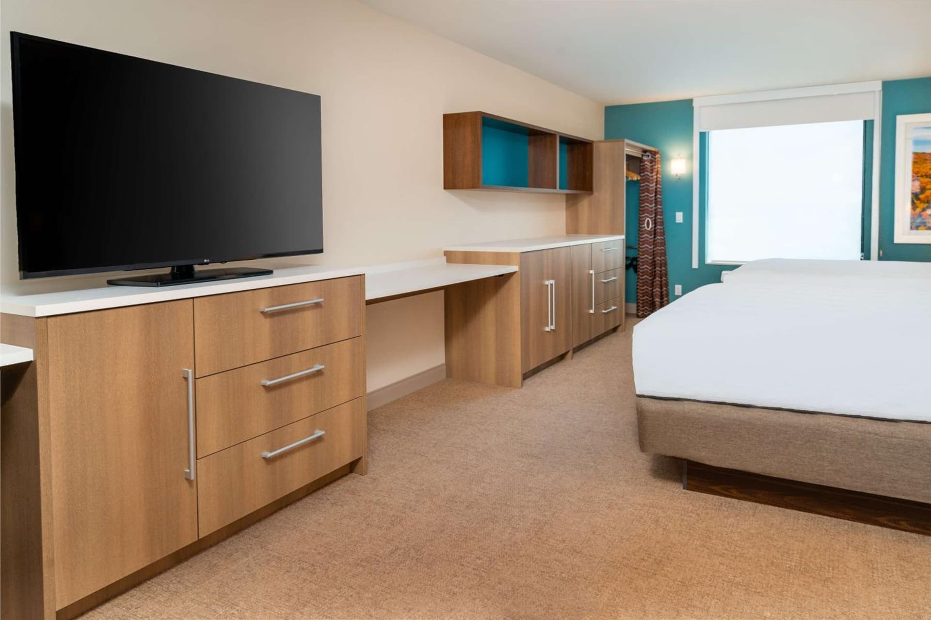 Home2 Suites Corona, Ca gallery photo in Corona, CA — image 26