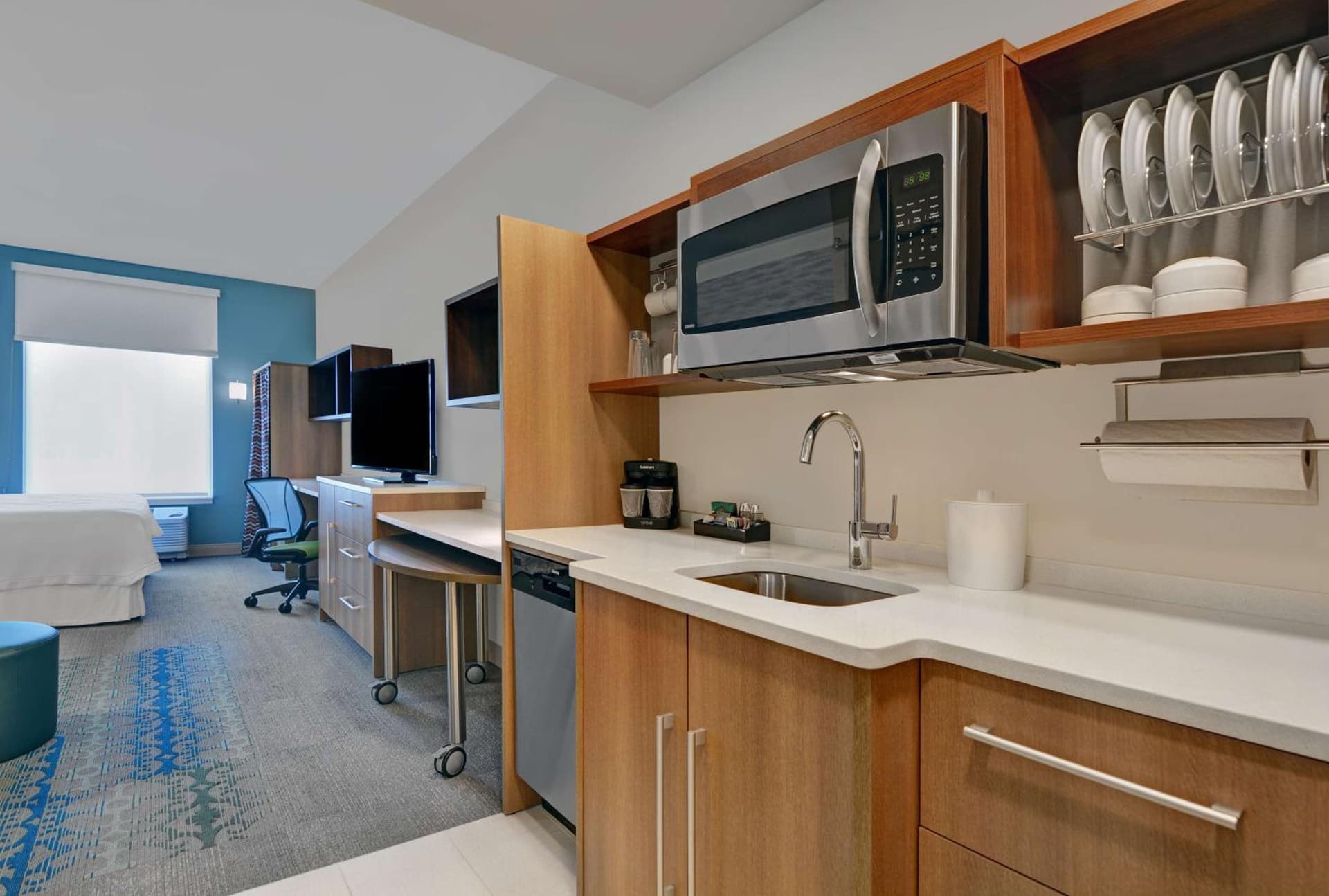 Home2 Suites by Hilton Fort Myers Colonial Blvd gallery photo in Fort Myers, FL — image 13