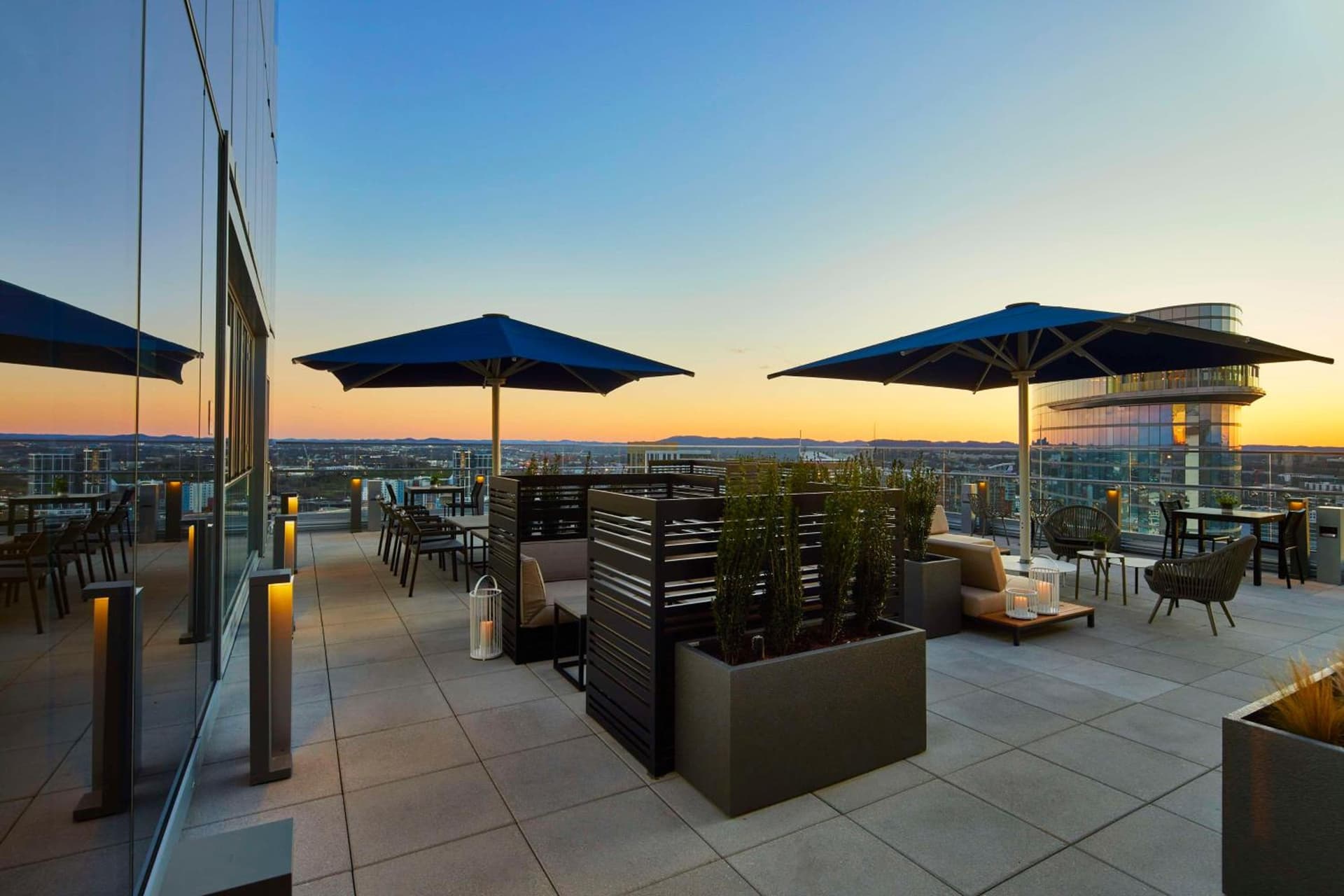 Embassy Suites by Hilton Nashville Downtown gallery photo in Nashville, TN — image 90