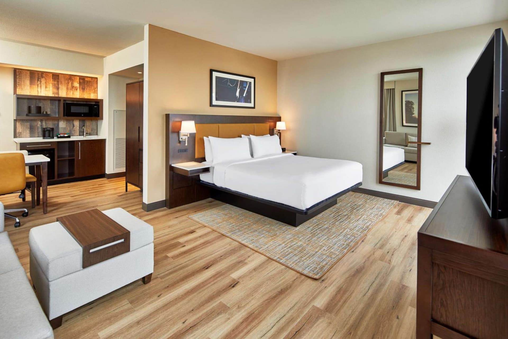 Embassy Suites by Hilton Nashville Downtown gallery photo in Nashville, TN — image 45