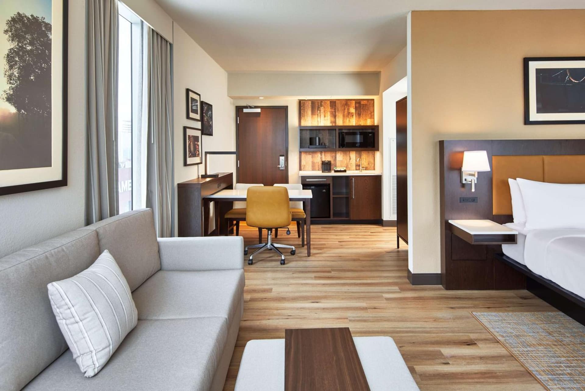 Embassy Suites by Hilton Nashville Downtown gallery photo in Nashville, TN — image 88