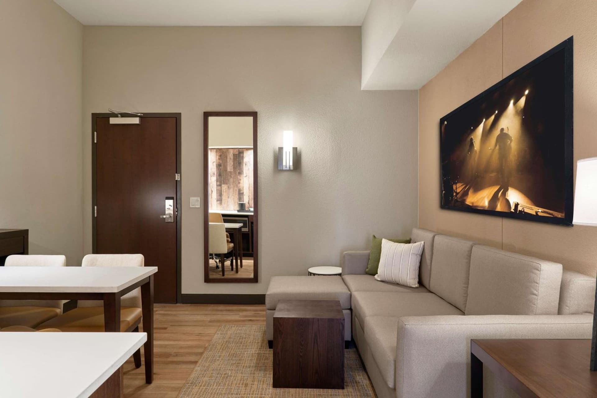 Embassy Suites by Hilton Nashville Downtown gallery photo in Nashville, TN — image 52
