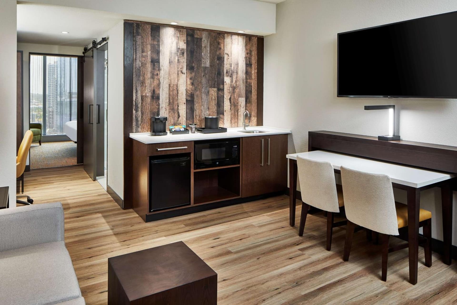 Embassy Suites by Hilton Nashville Downtown gallery photo in Nashville, TN — image 59