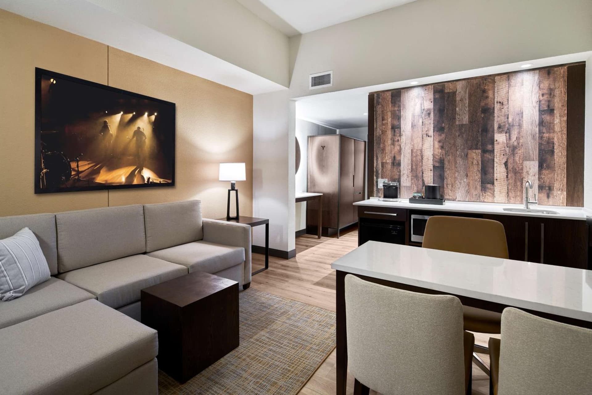 Embassy Suites by Hilton Nashville Downtown gallery photo in Nashville, TN — image 55