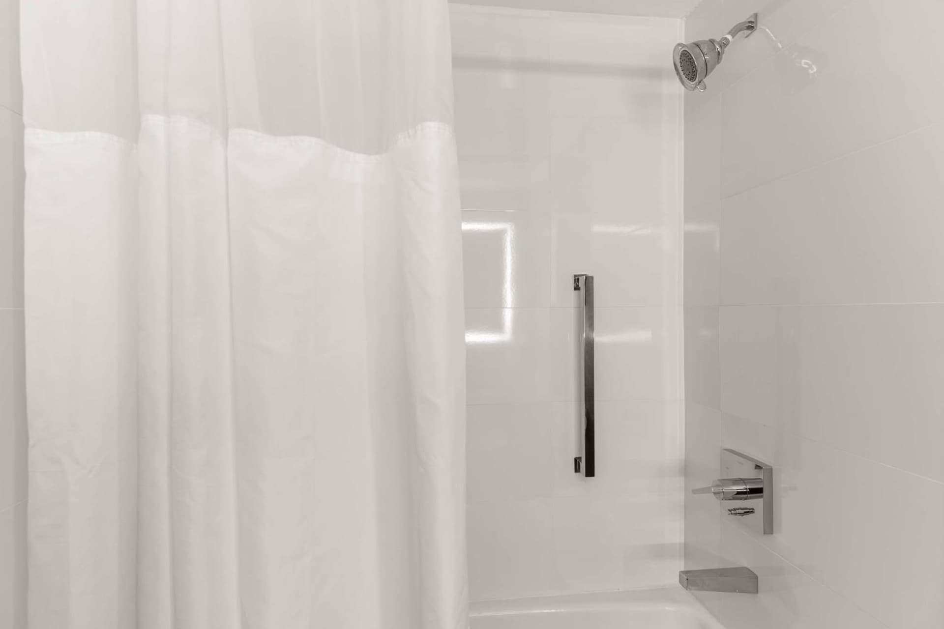 DoubleTree by Hilton Raleigh Midtown, NC gallery photo in Raleigh, NC — image 21