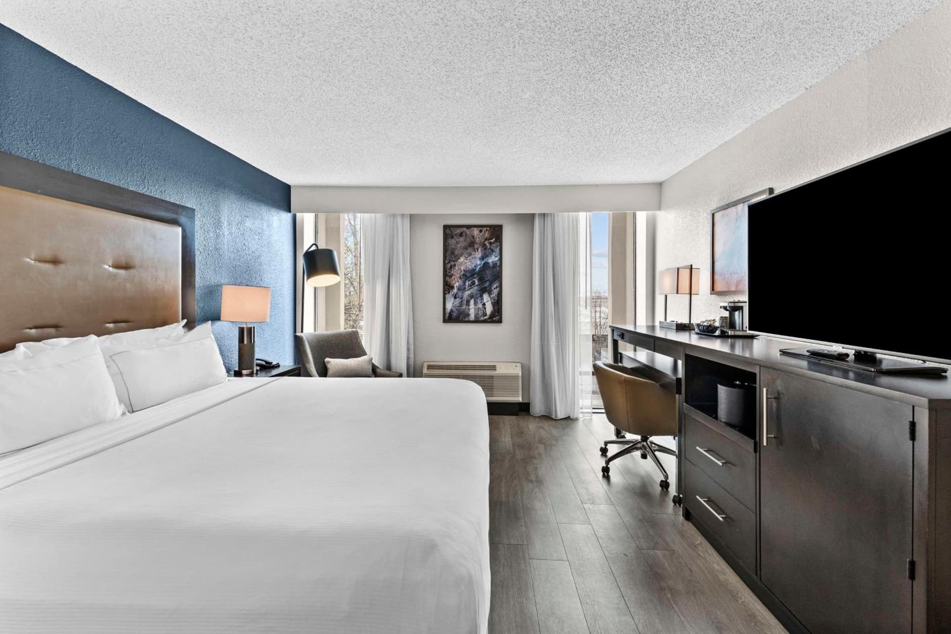 DoubleTree by Hilton Raleigh Midtown, NC gallery photo in Raleigh, NC — image 27