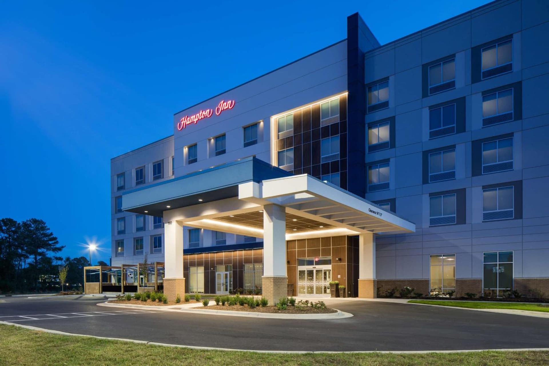 Hampton Inn Smithfield Selma, NC interior in Smithfield, NC — gallery photo 2