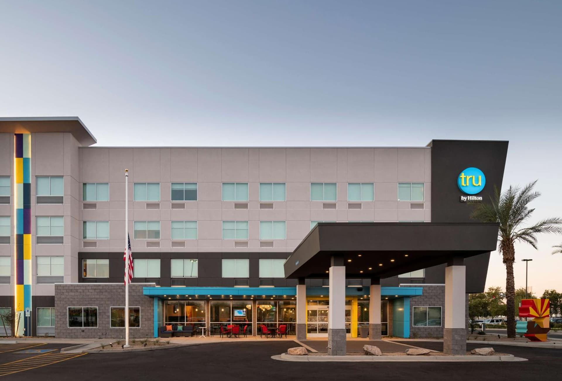 Tru By Hilton Phoenix Glendale Westgate gallery photo in Glendale, AZ — image 8