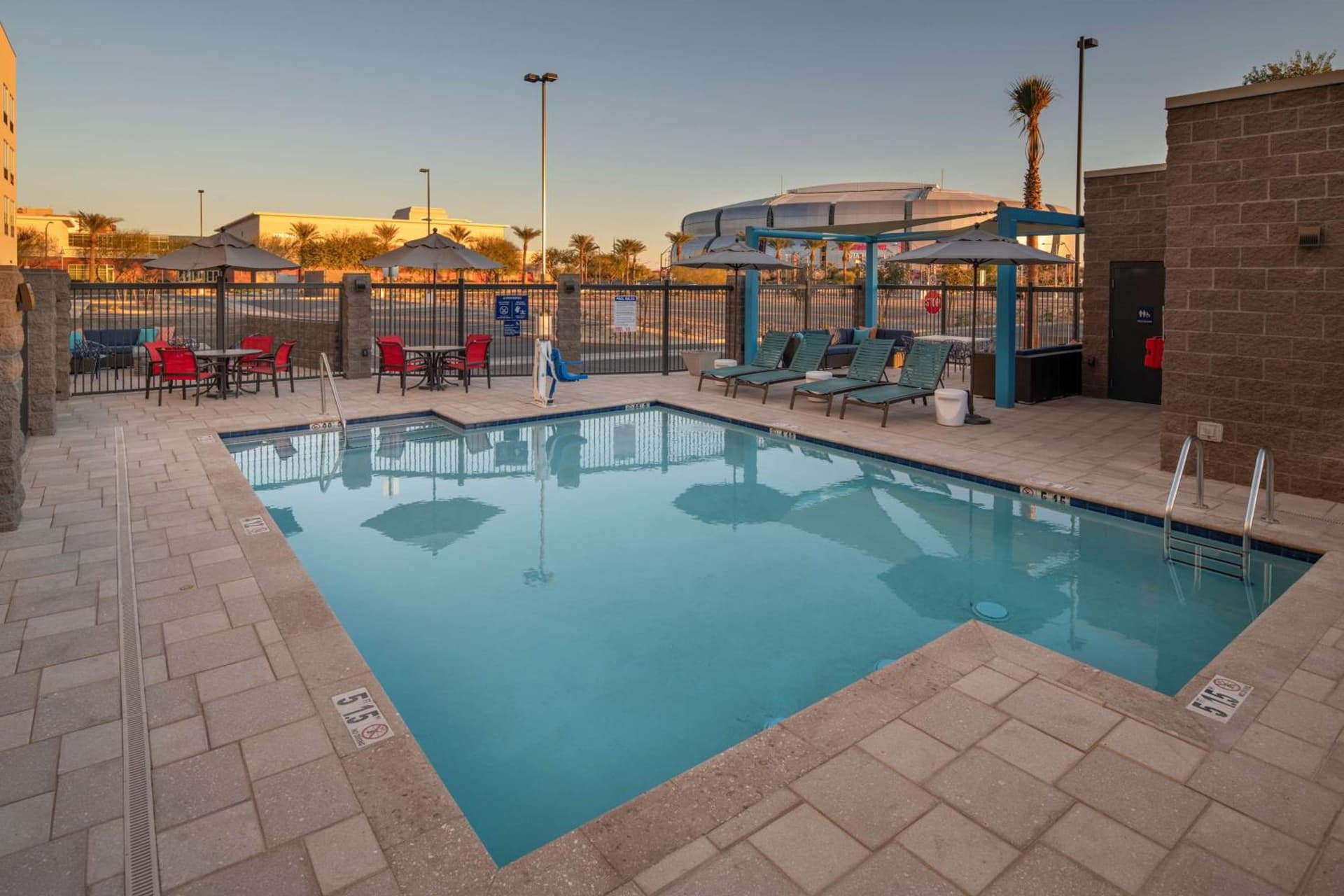 Tru By Hilton Phoenix Glendale Westgate gallery photo in Glendale, AZ — image 6